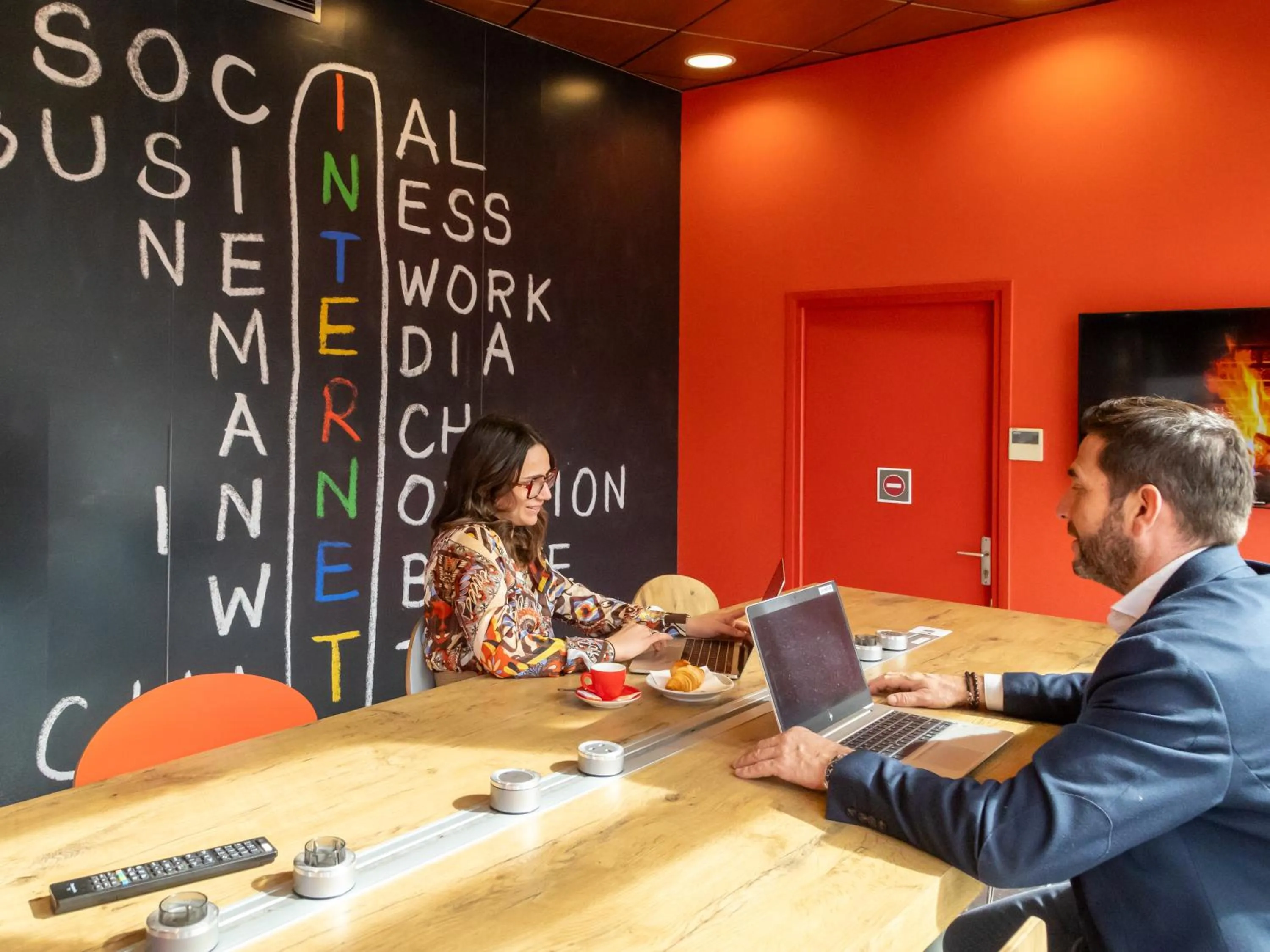 Lounge or bar in ibis Le Puy-en-Velay Centre