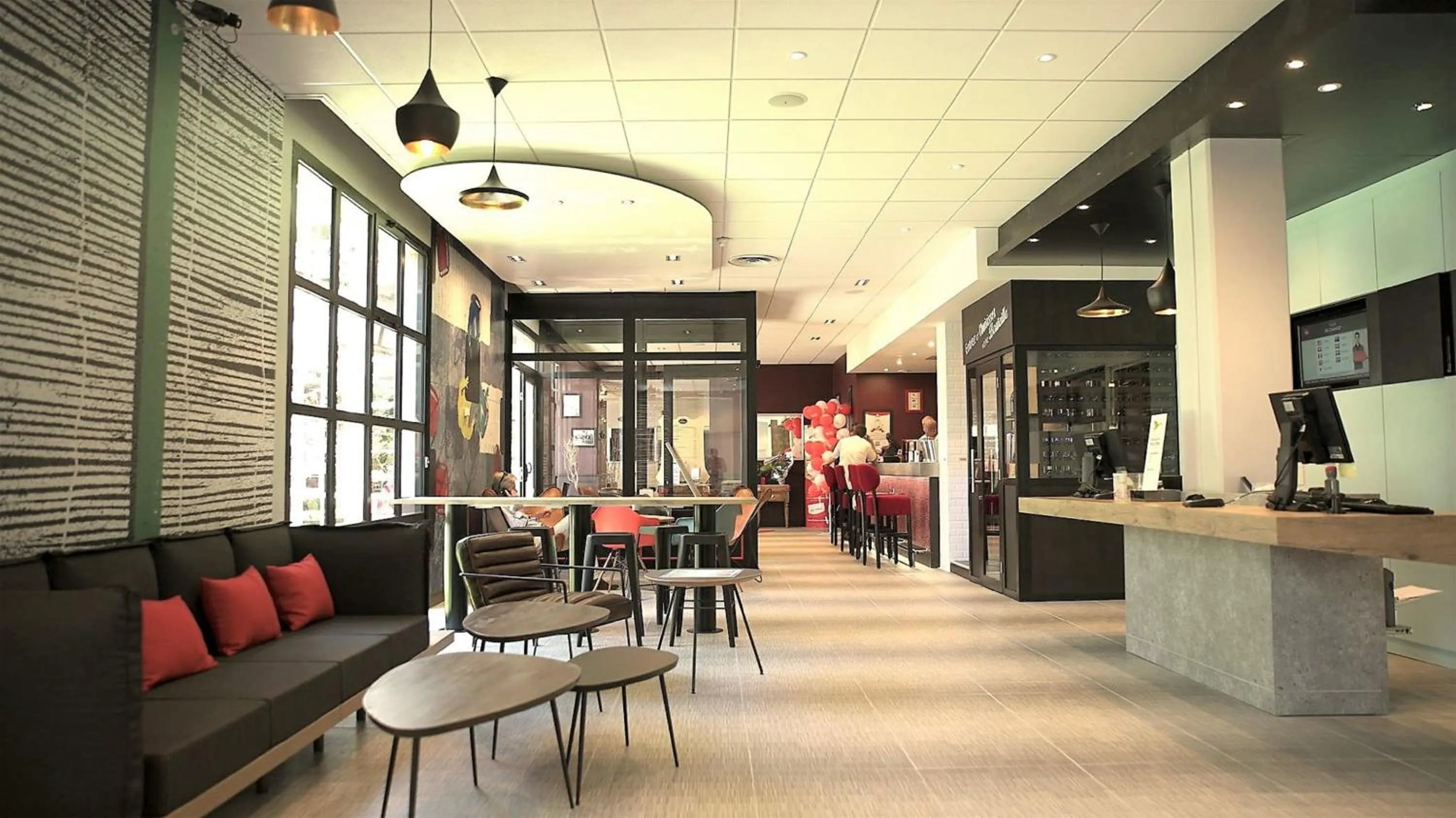 Lobby or reception in Ibis Paris Nord Villepinte Parc des Expositions