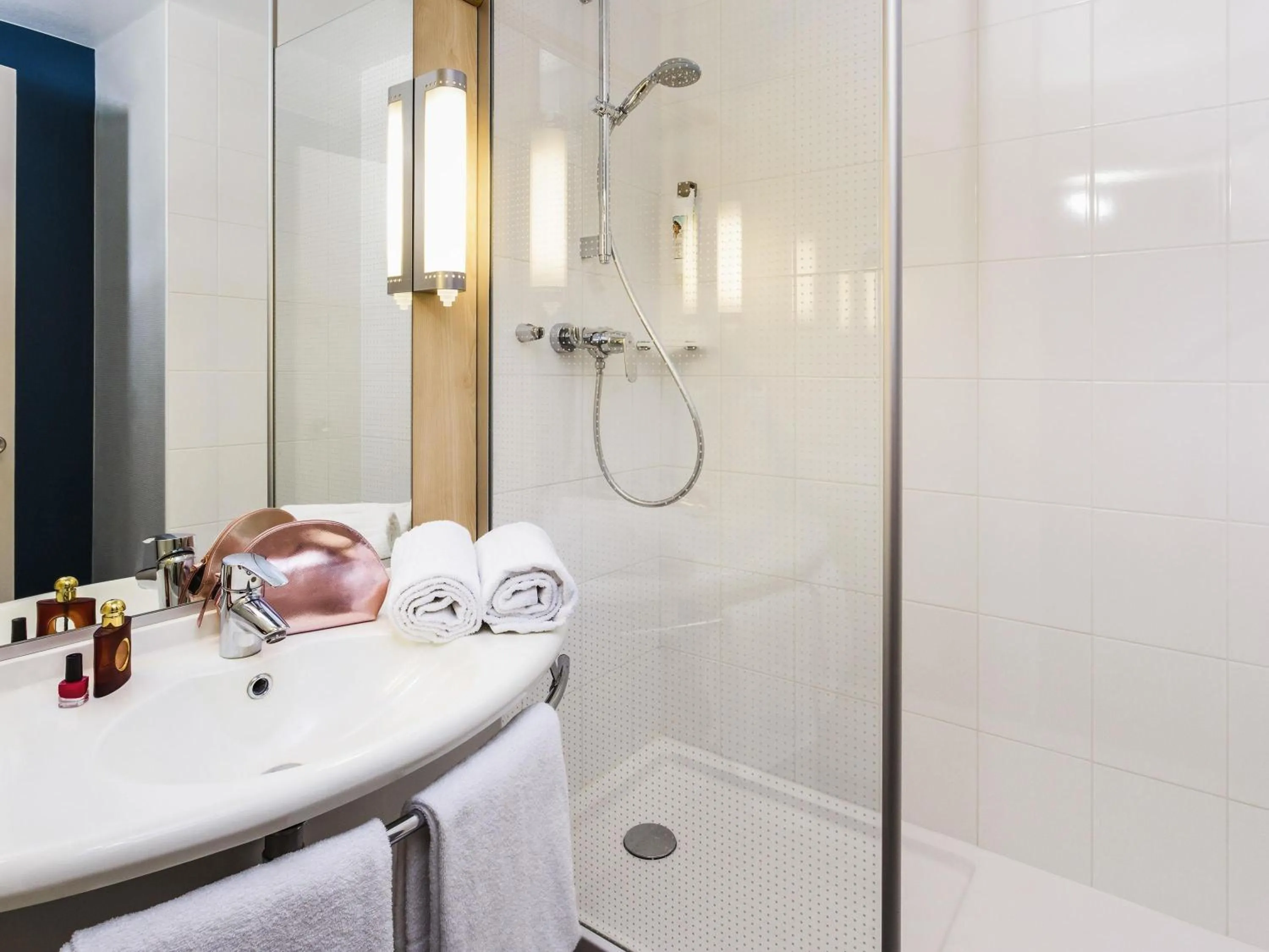 Bedroom in Ibis Paris Nord Villepinte Parc des Expositions