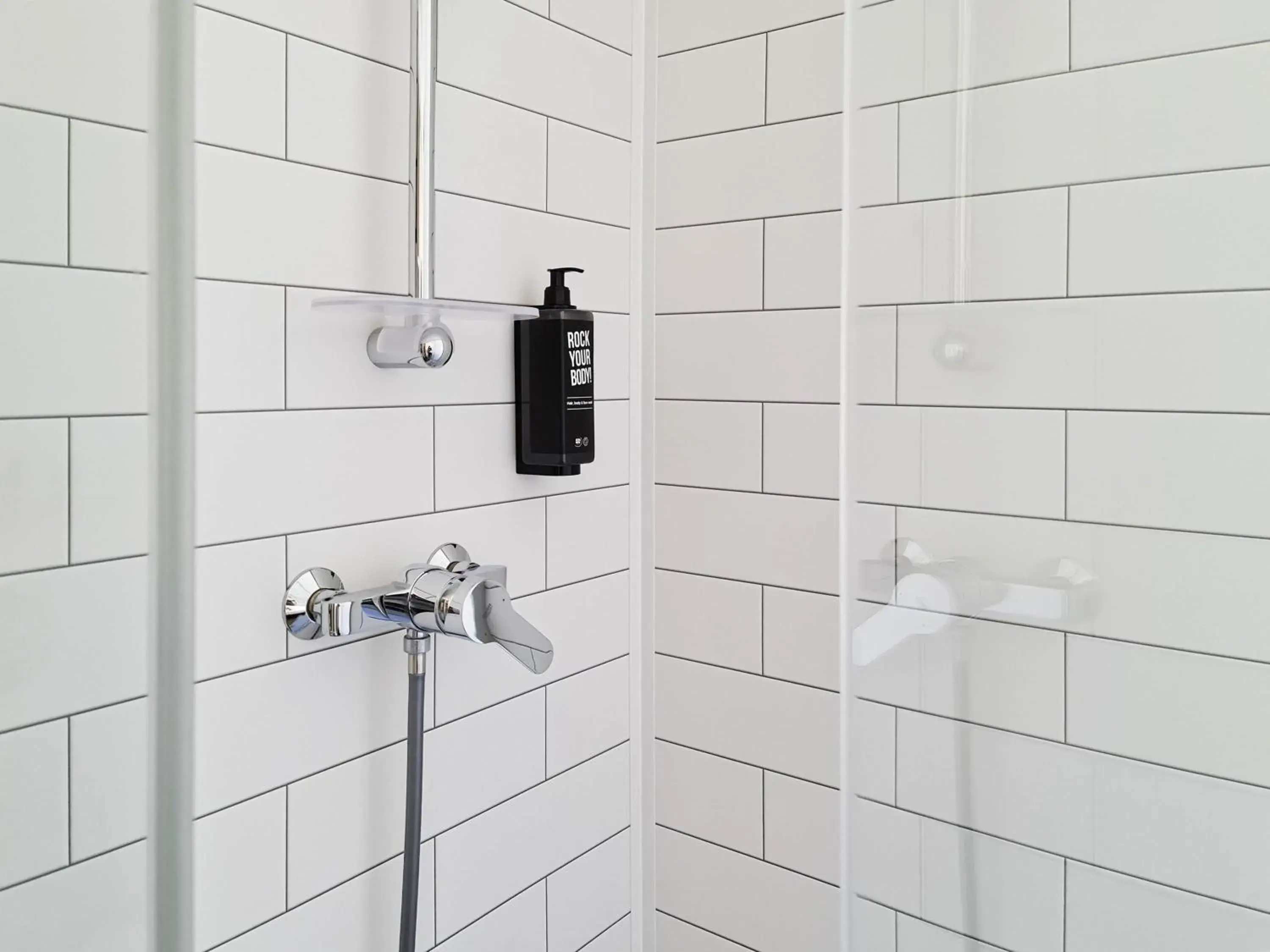 Bedroom in ibis Paris Bastille Opera Bedroom in ibis Paris Bastille Opera