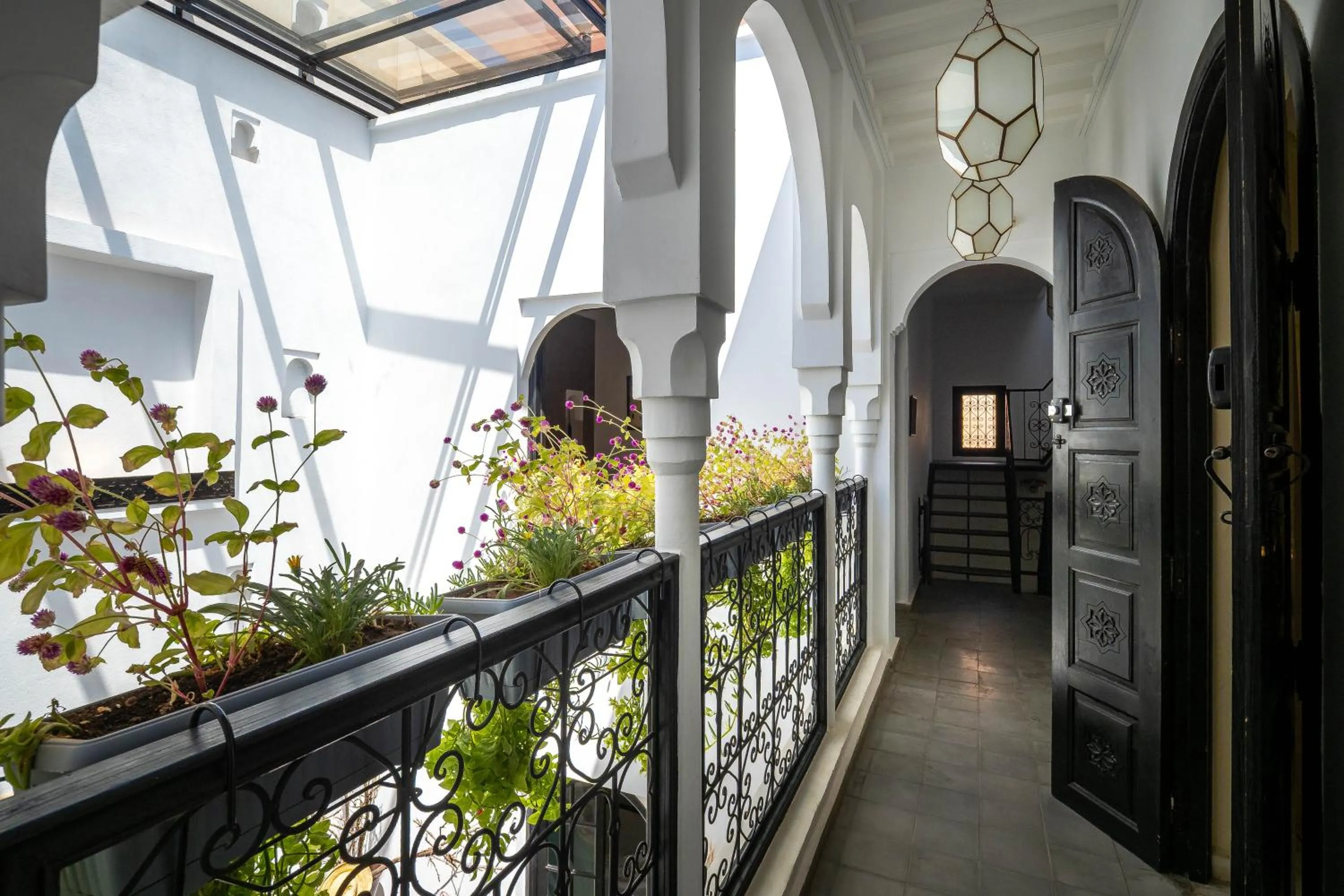 Property building in Riad Come & Va Medina