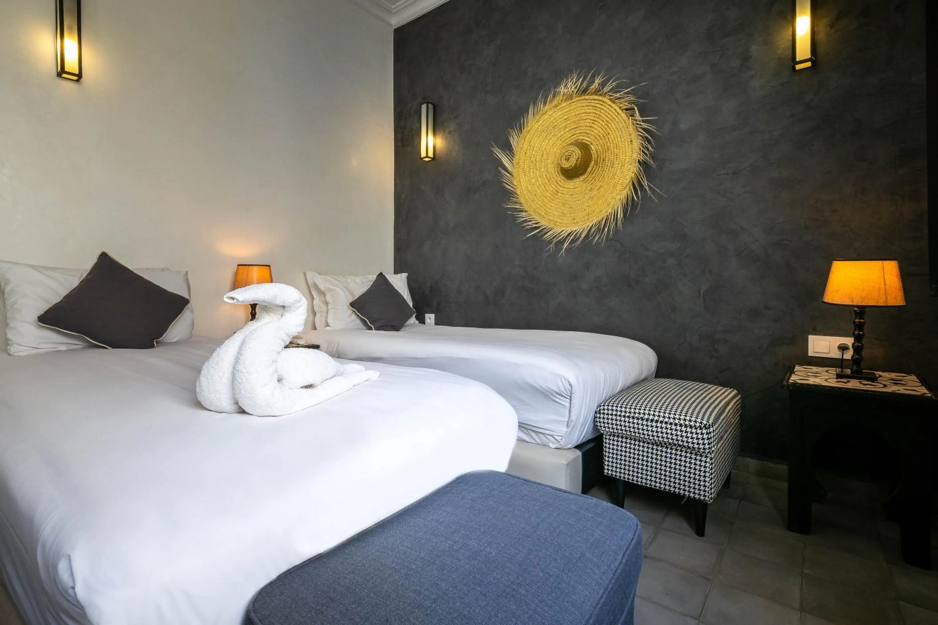 Bed in Riad Come & Va Medina