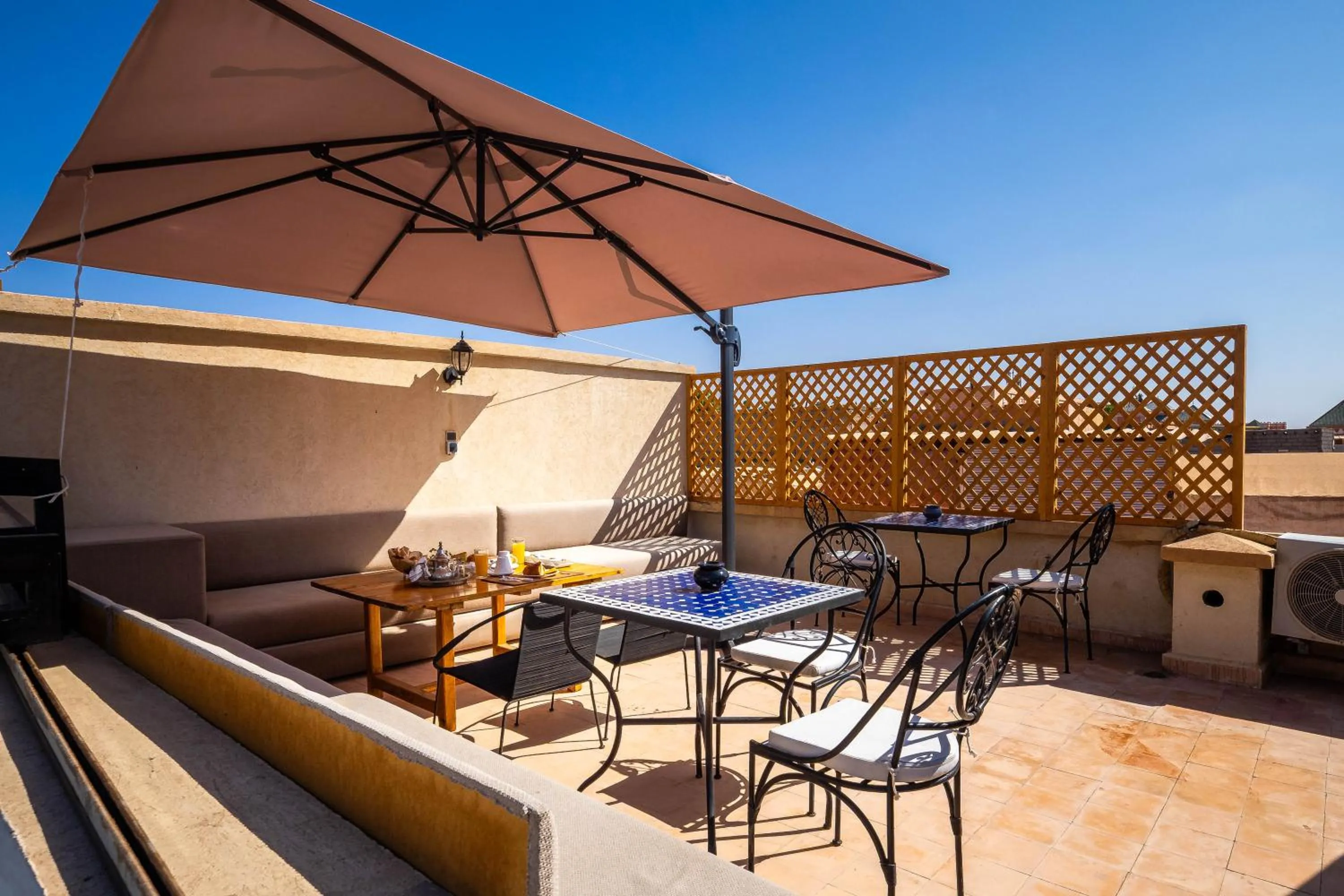 Patio in Riad Come & Va Medina