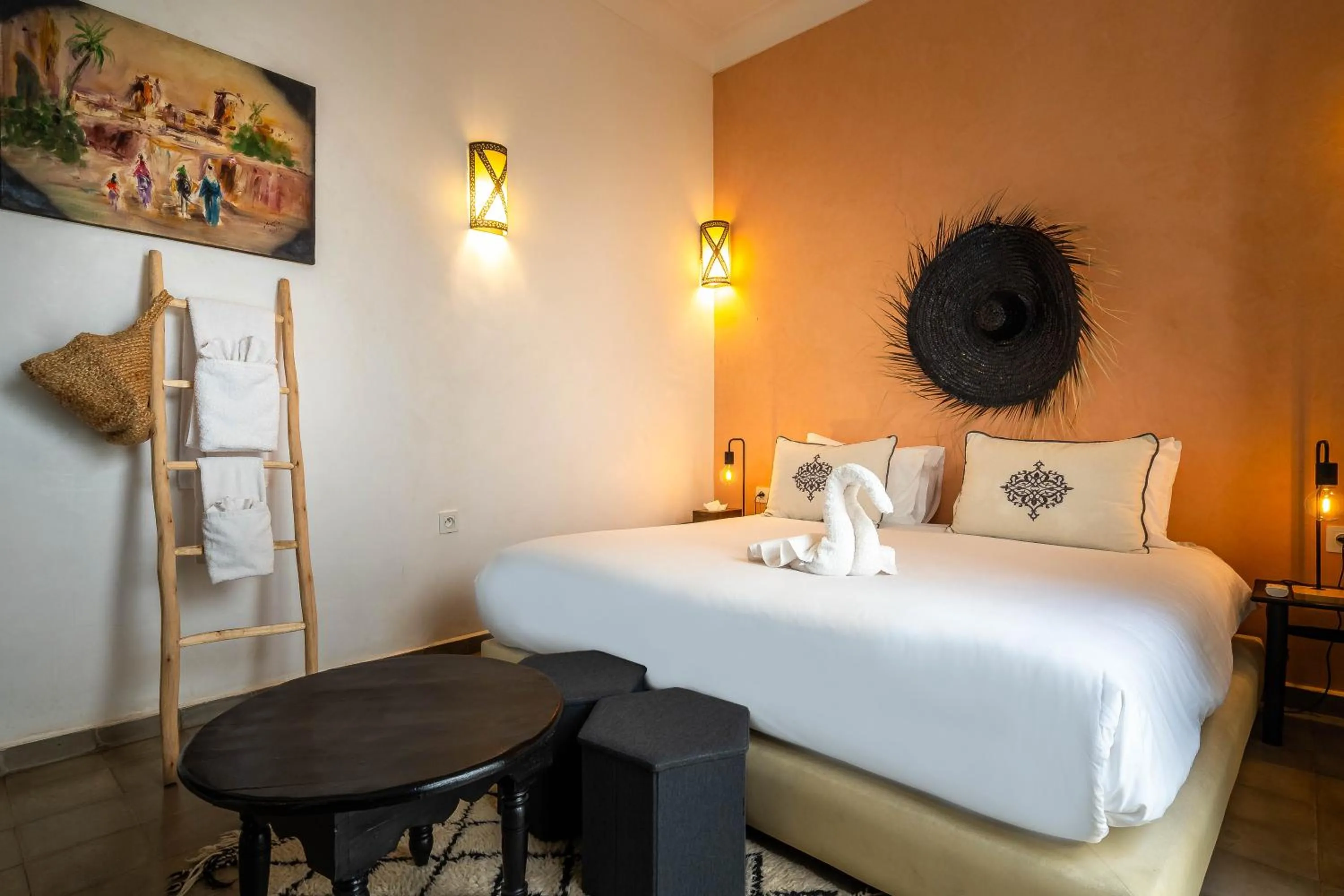 Bed in Riad Come & Va Medina