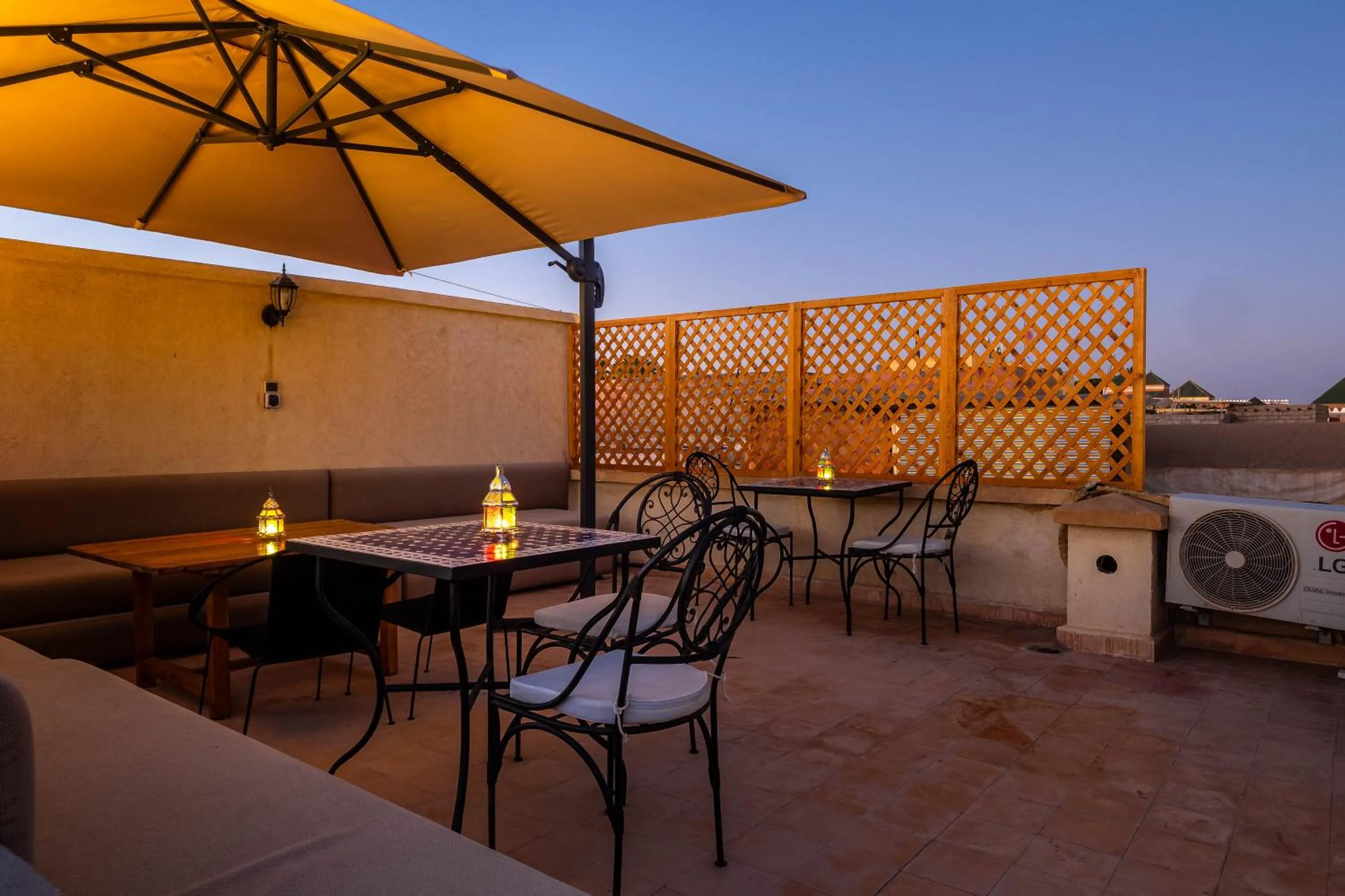 Patio in Riad Come & Va Medina