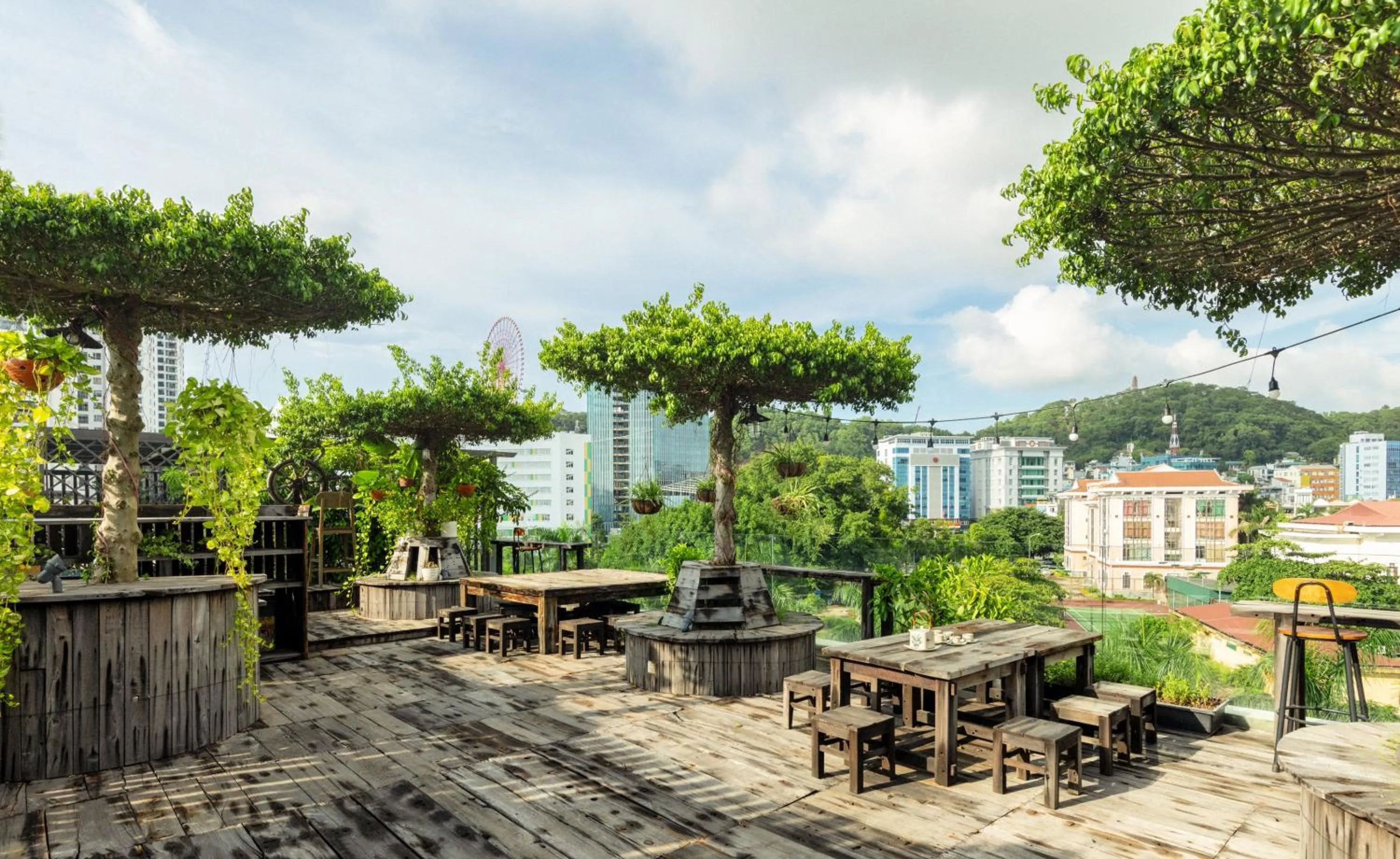 Spring in Draha Halong Hotel - Serenity, Charm and Nature - Preferred by Western Travelers