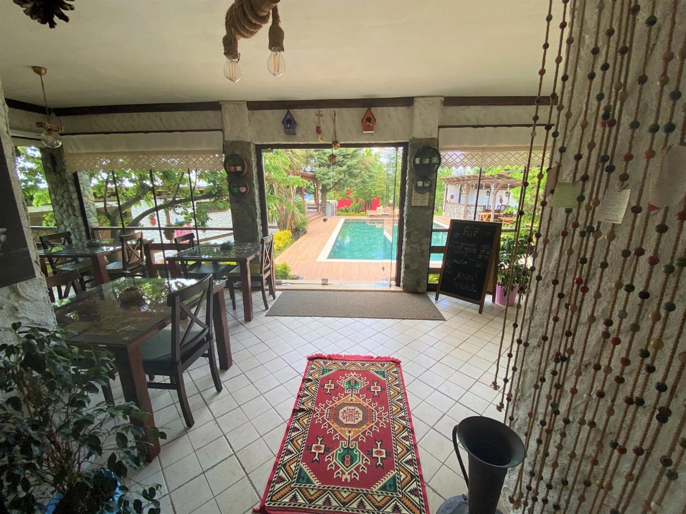 Rif Sapanca - Adult Only