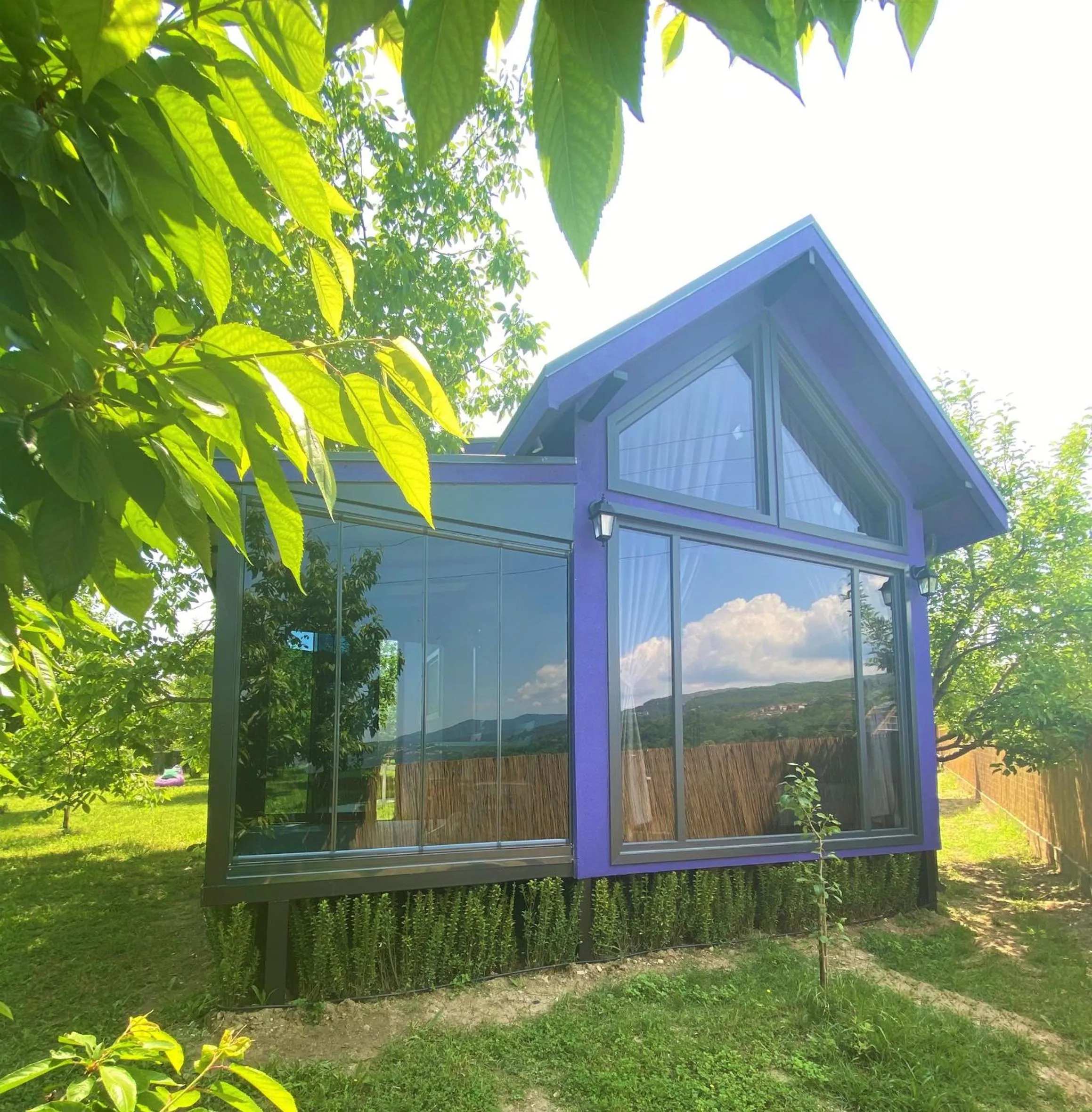 Rif Sapanca - Adult Only