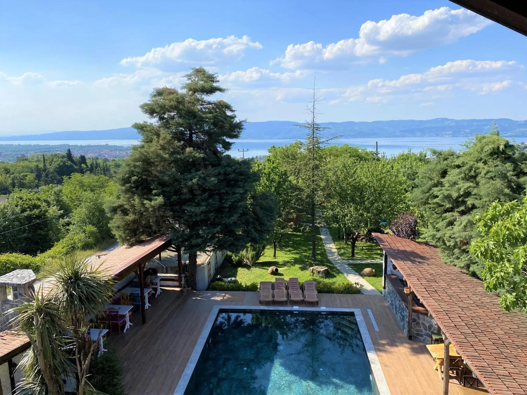 Rif Sapanca - Adult Only