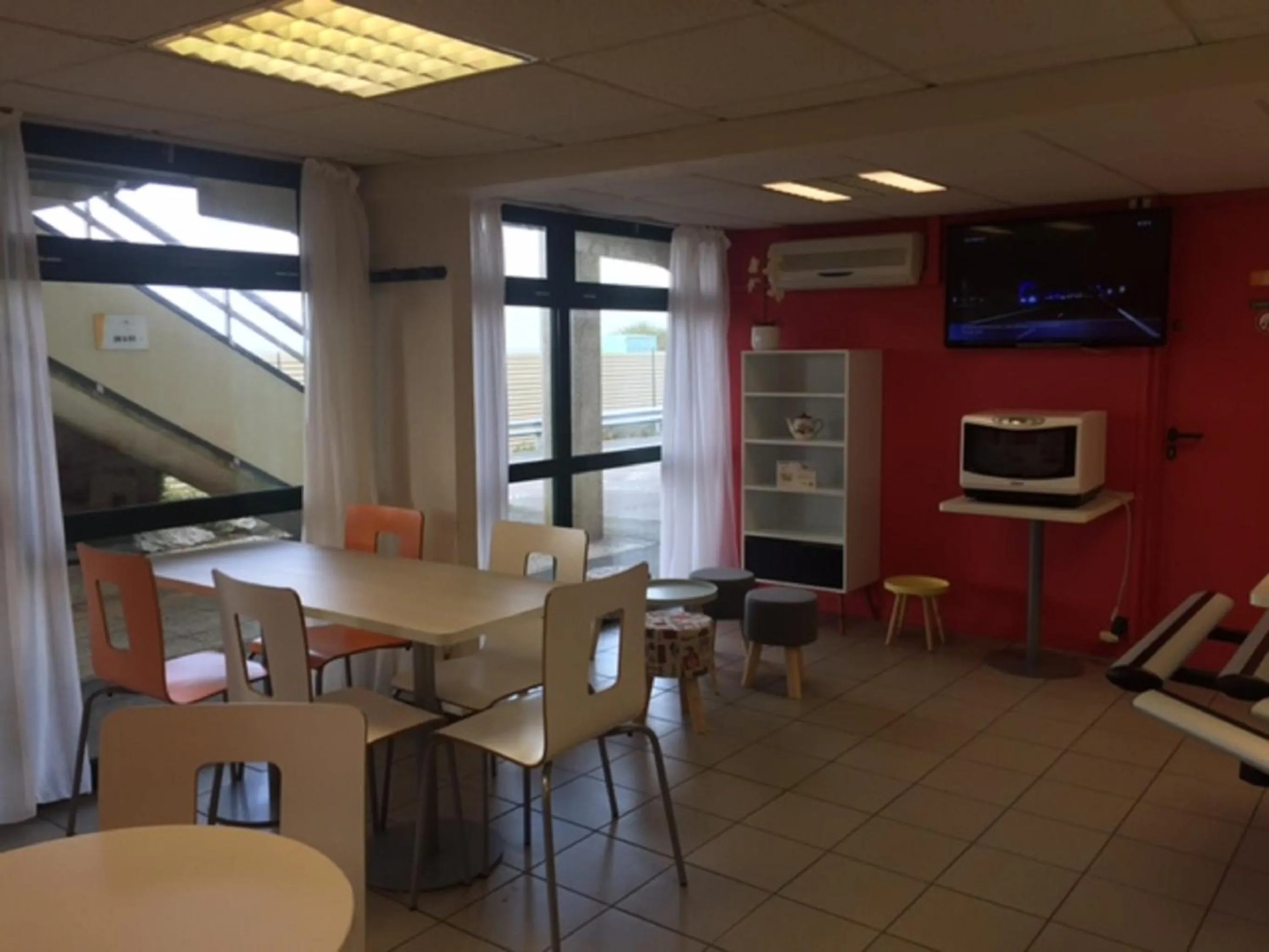 Restaurant/places to eat in Première Classe Boulogne sur Mer