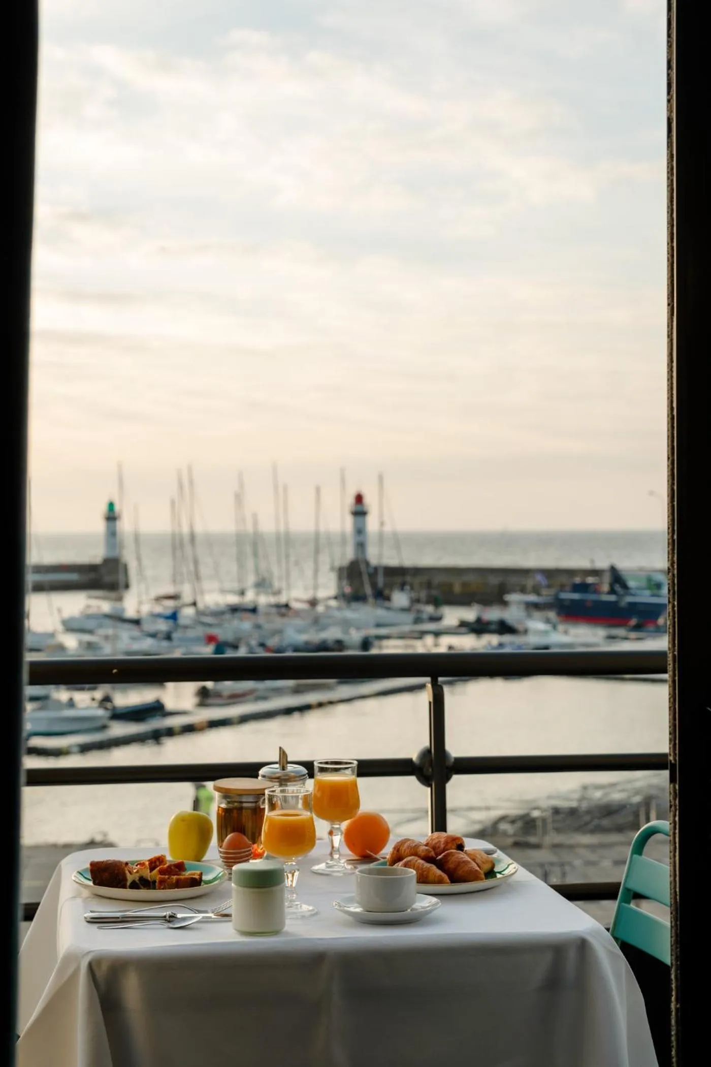 View (from property/room) in Grand Hôtel de Bretagne