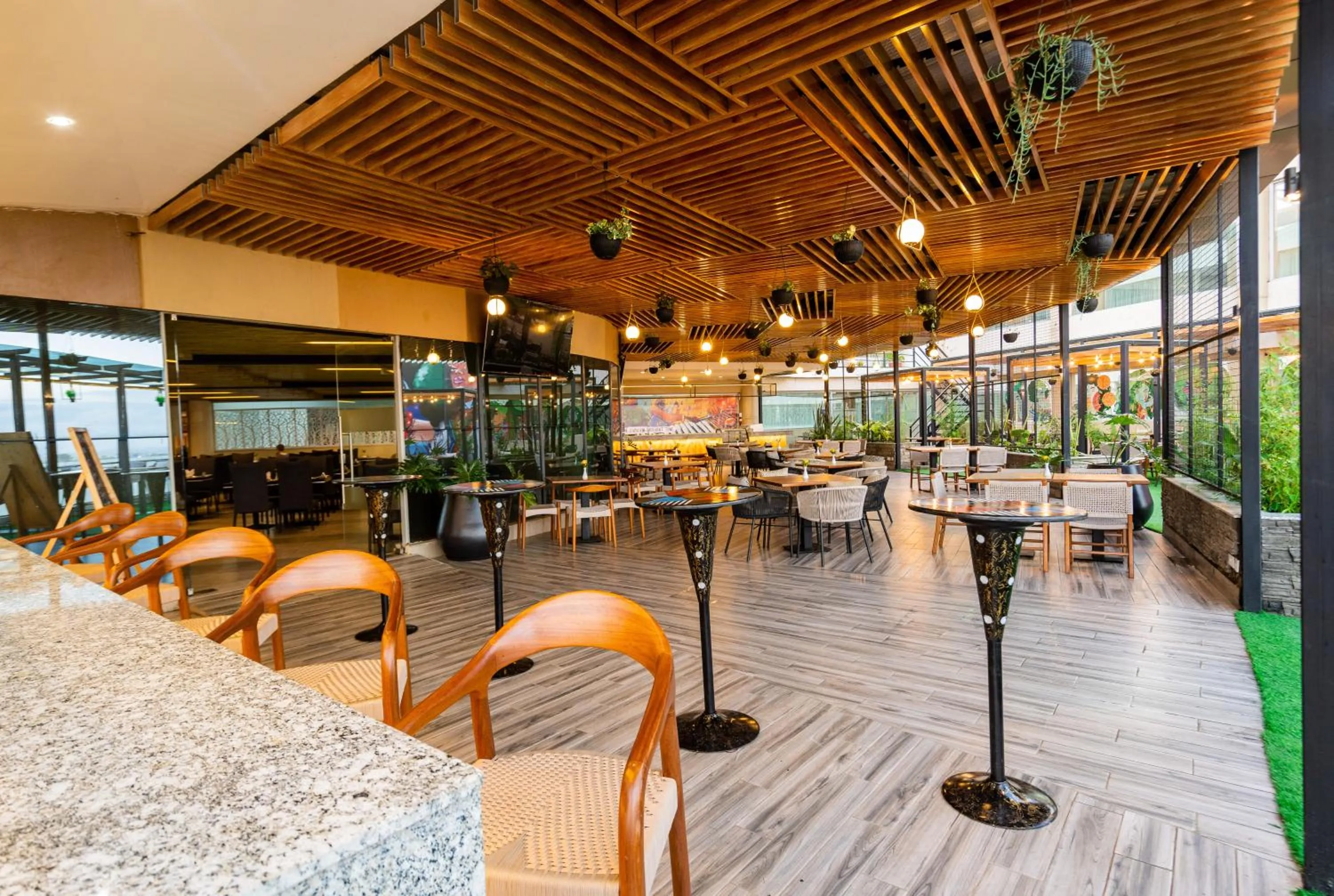 Restaurant/places to eat in PrideInn Plaza Nairobi Airport