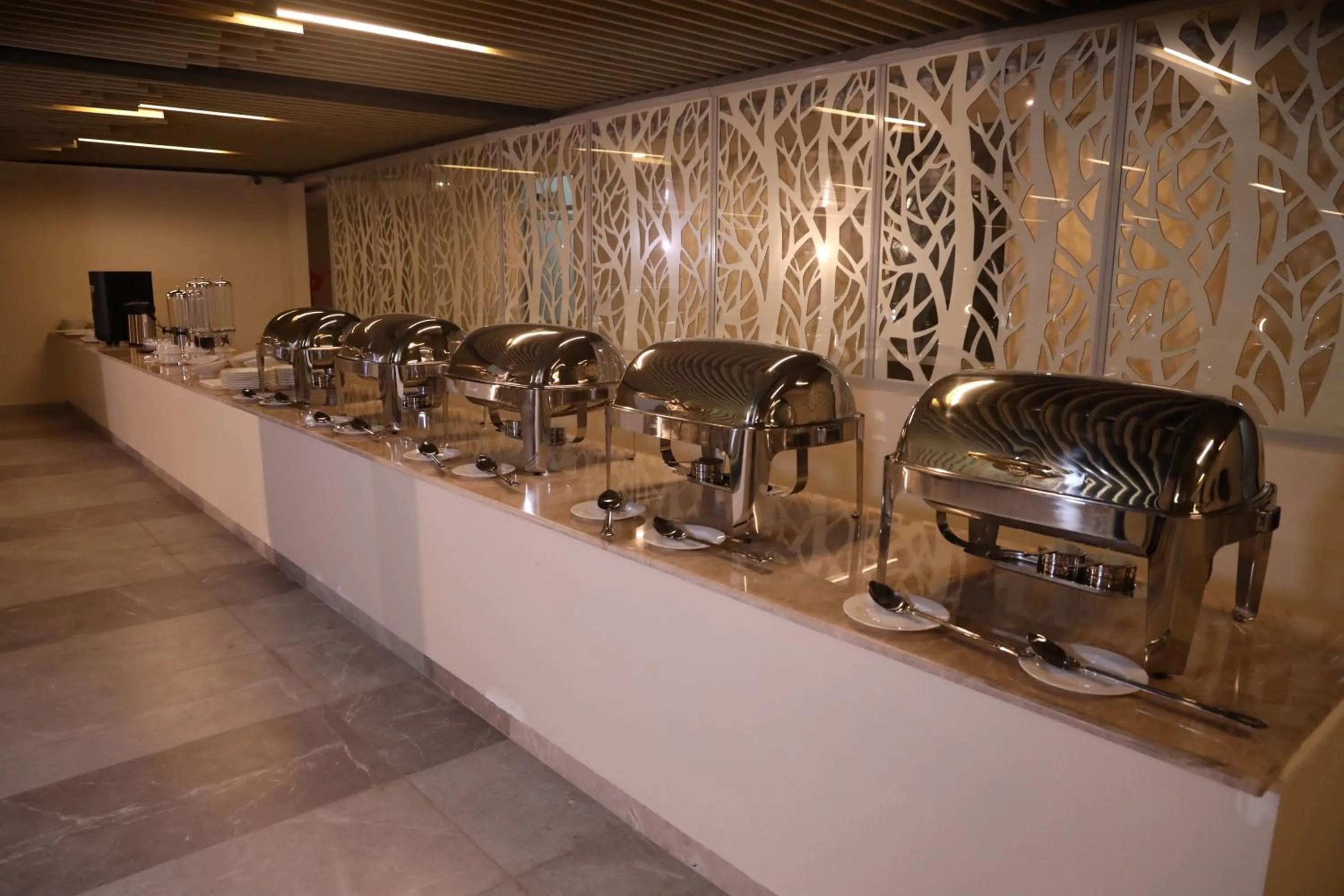 Coffee/tea facilities in PrideInn Plaza Nairobi Airport