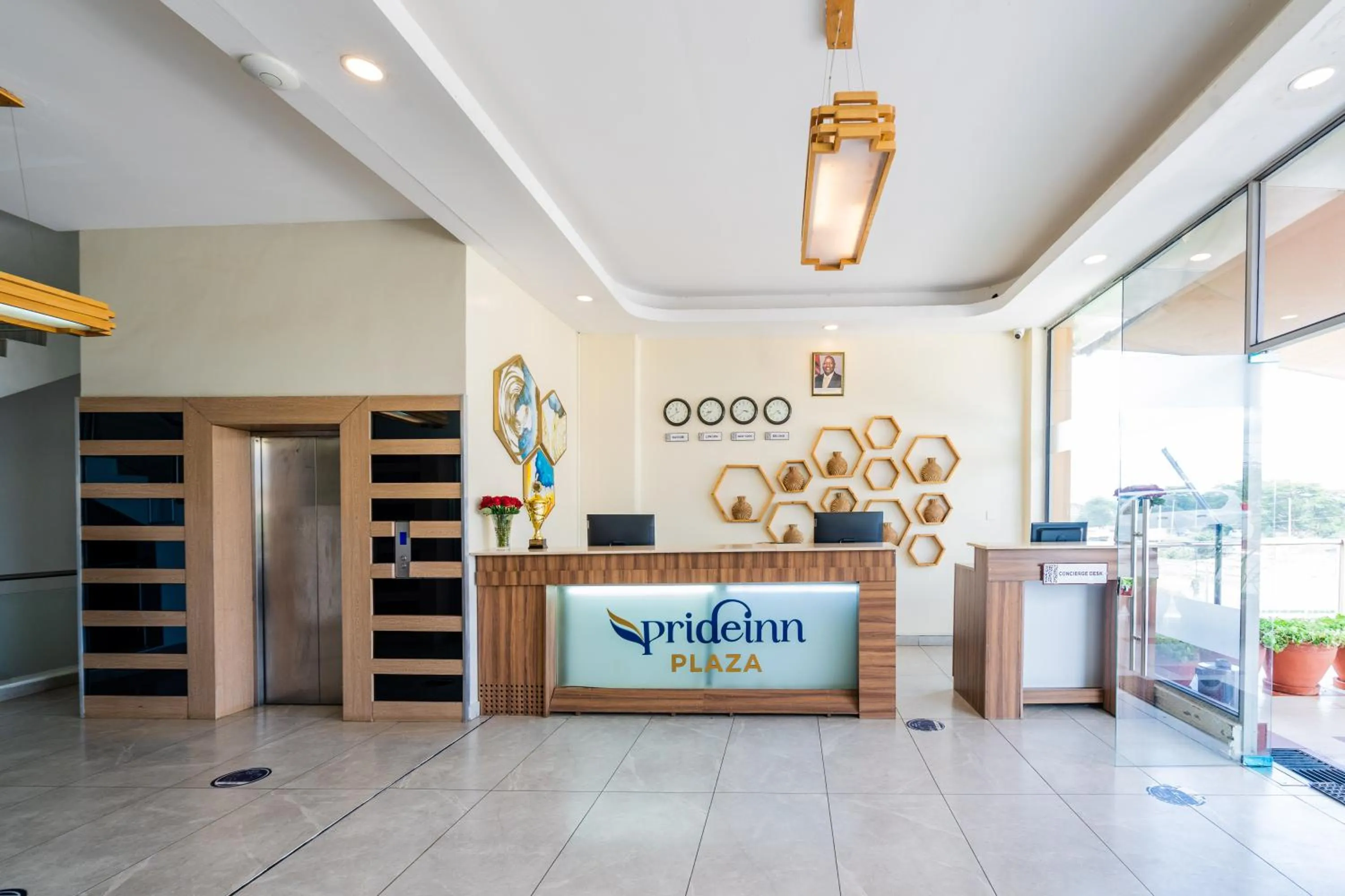 Lobby or reception in PrideInn Plaza Nairobi Airport
