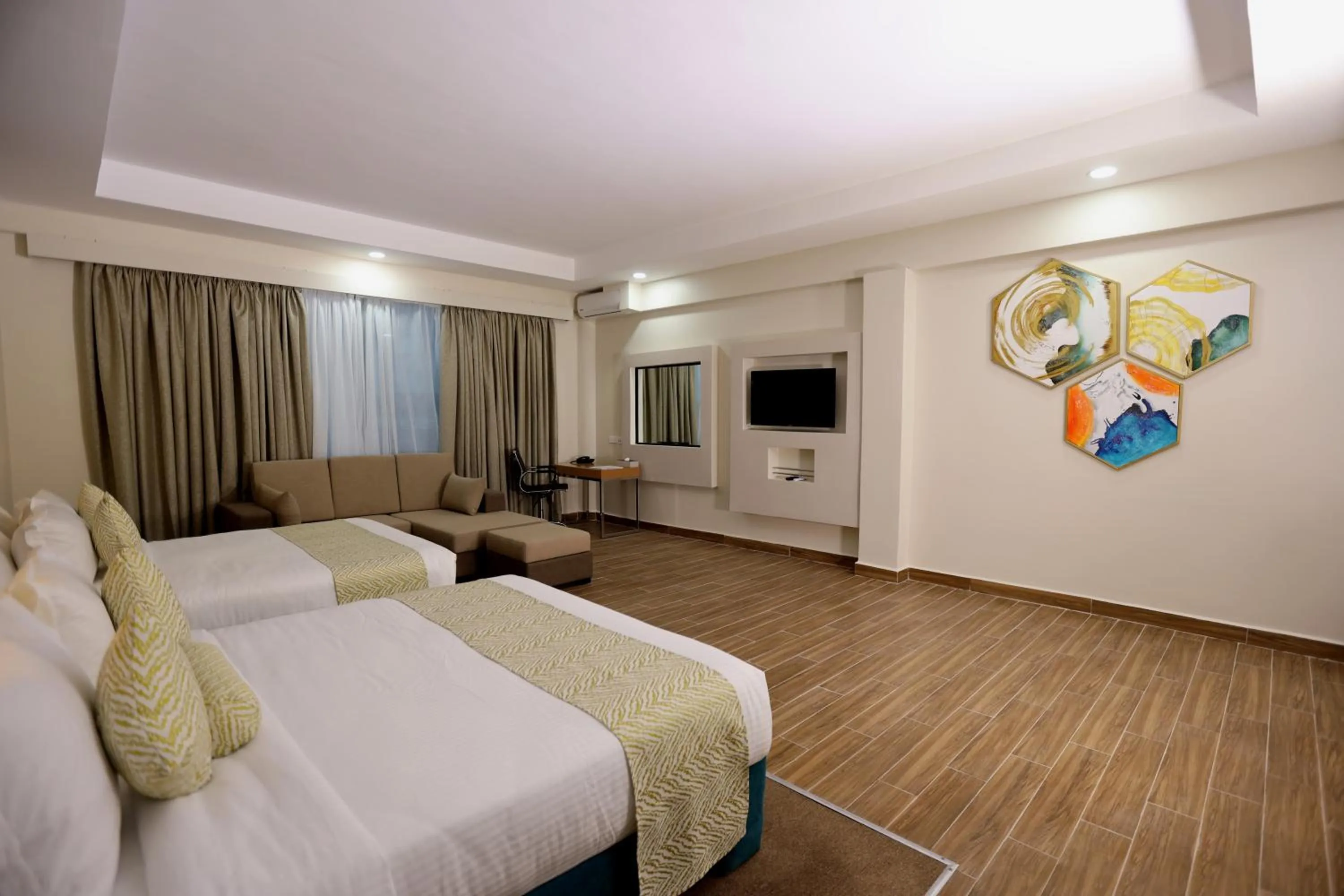 Photo of the whole room, Bed in PrideInn Plaza Nairobi Airport