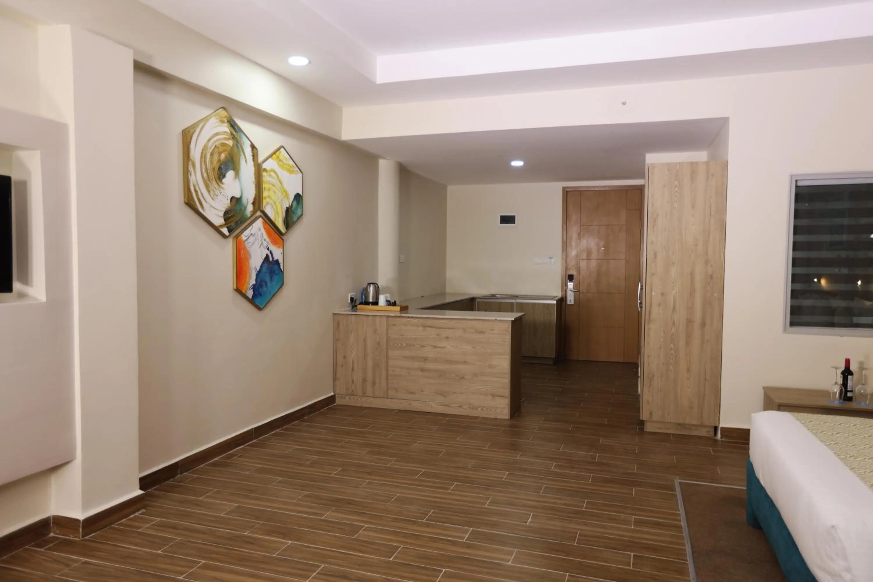 Kitchen or kitchenette in PrideInn Plaza Nairobi Airport