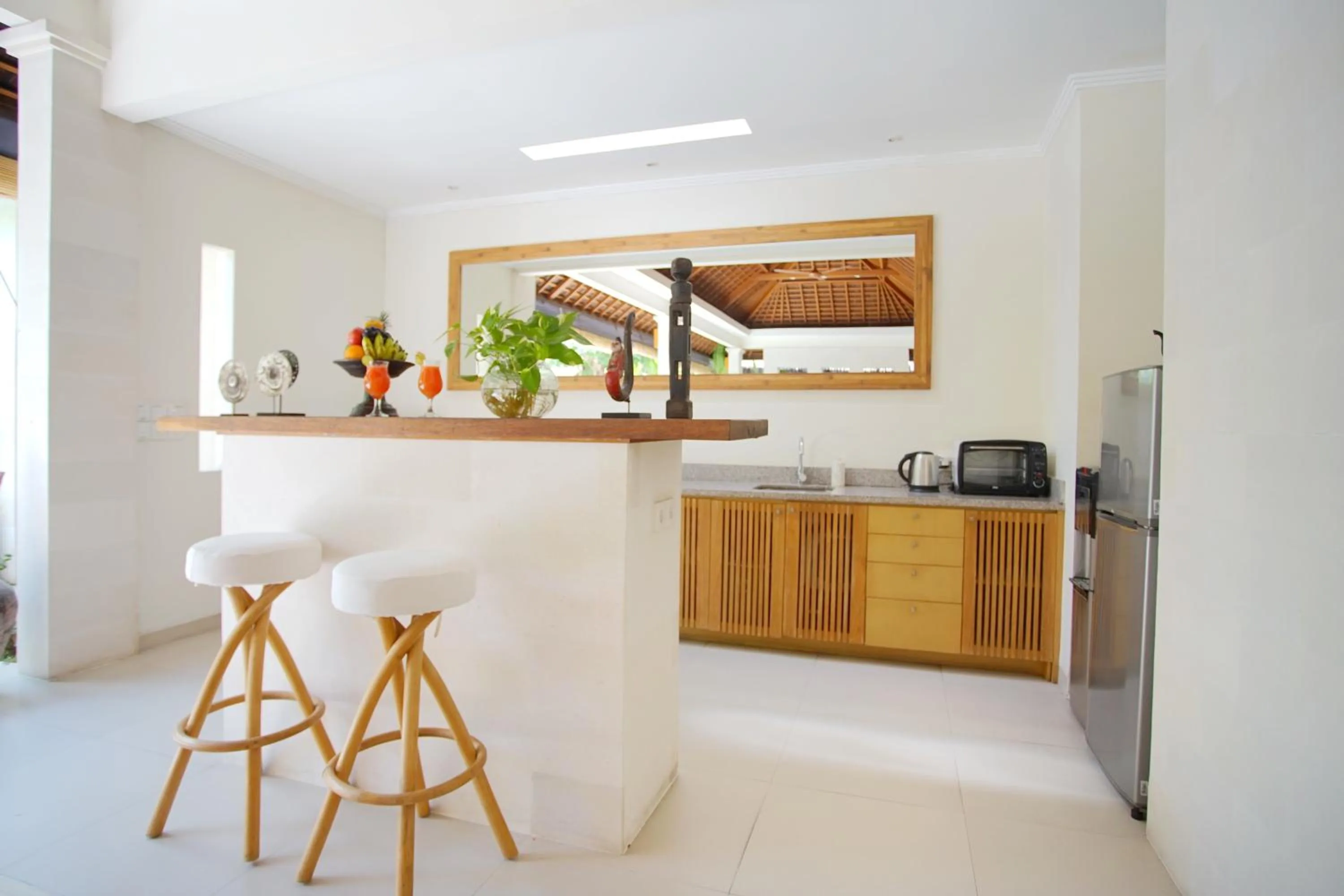 Kitchen or kitchenette in Villa Bali Asri Batubelig