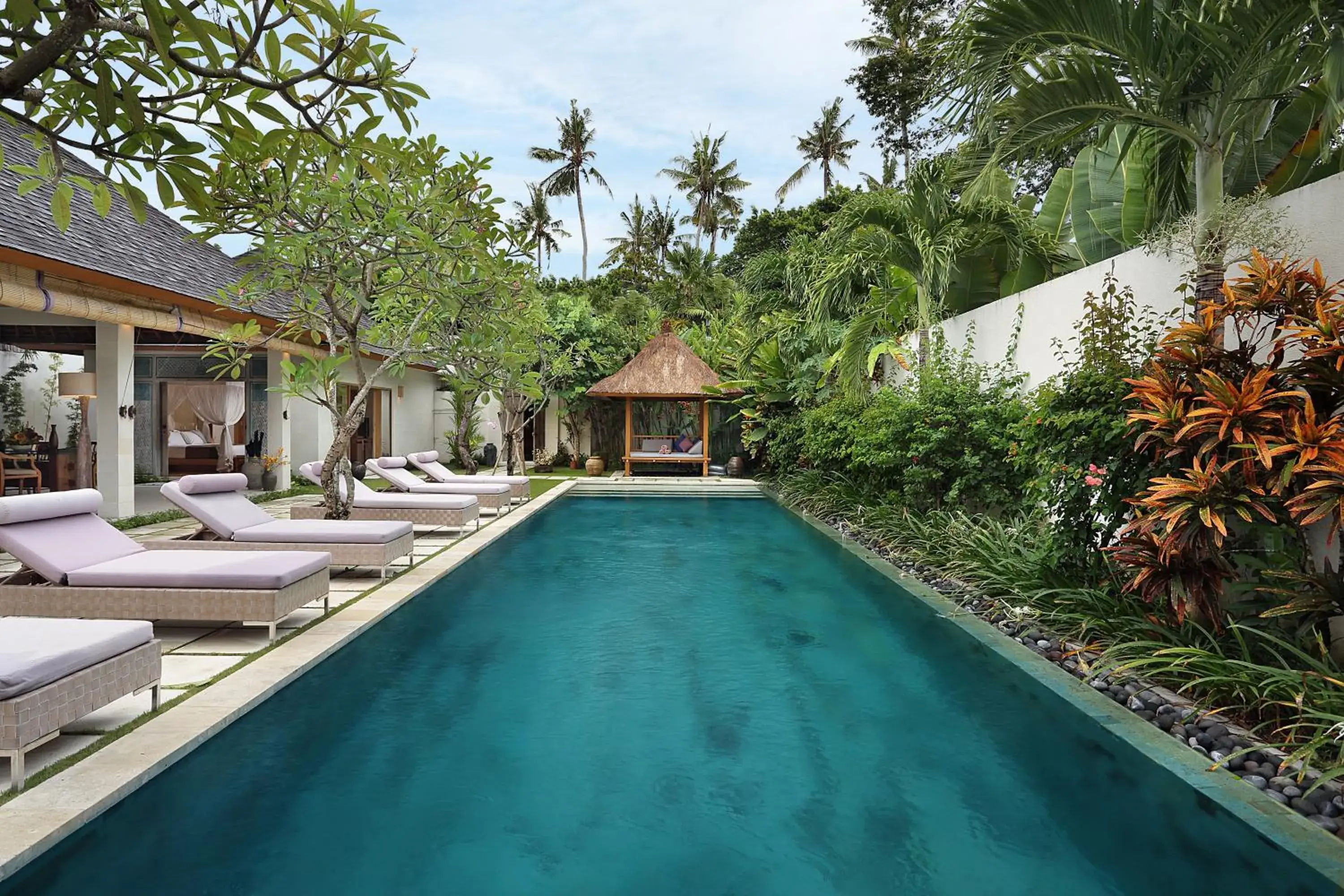 Three-Bedroom Villa with Private Pool in Villa Bali Asri Batubelig Three-Bedroom Villa with Private Pool in Villa Bali Asri Batubelig