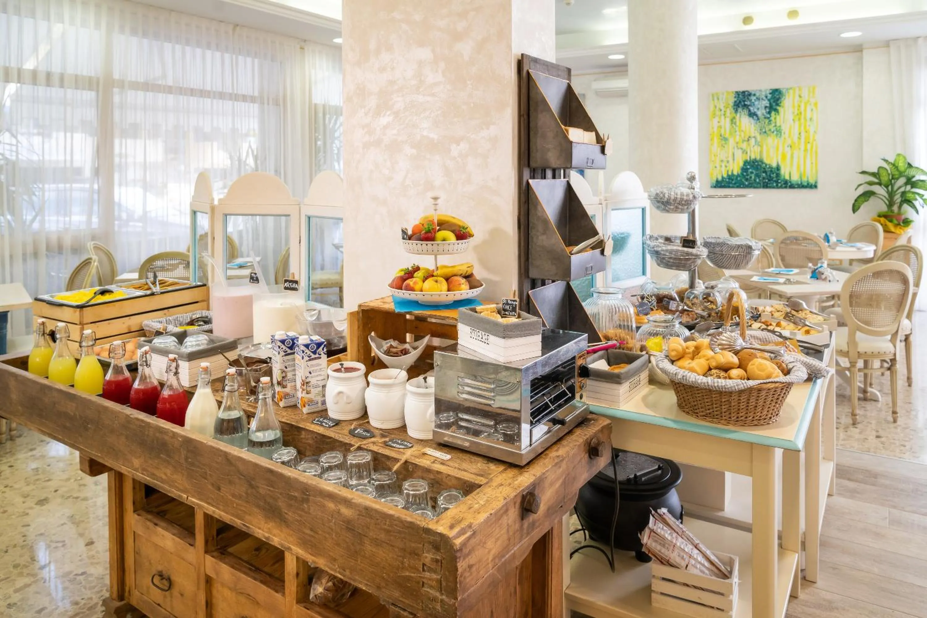 Buffet breakfast in Hotel Tizian Beach