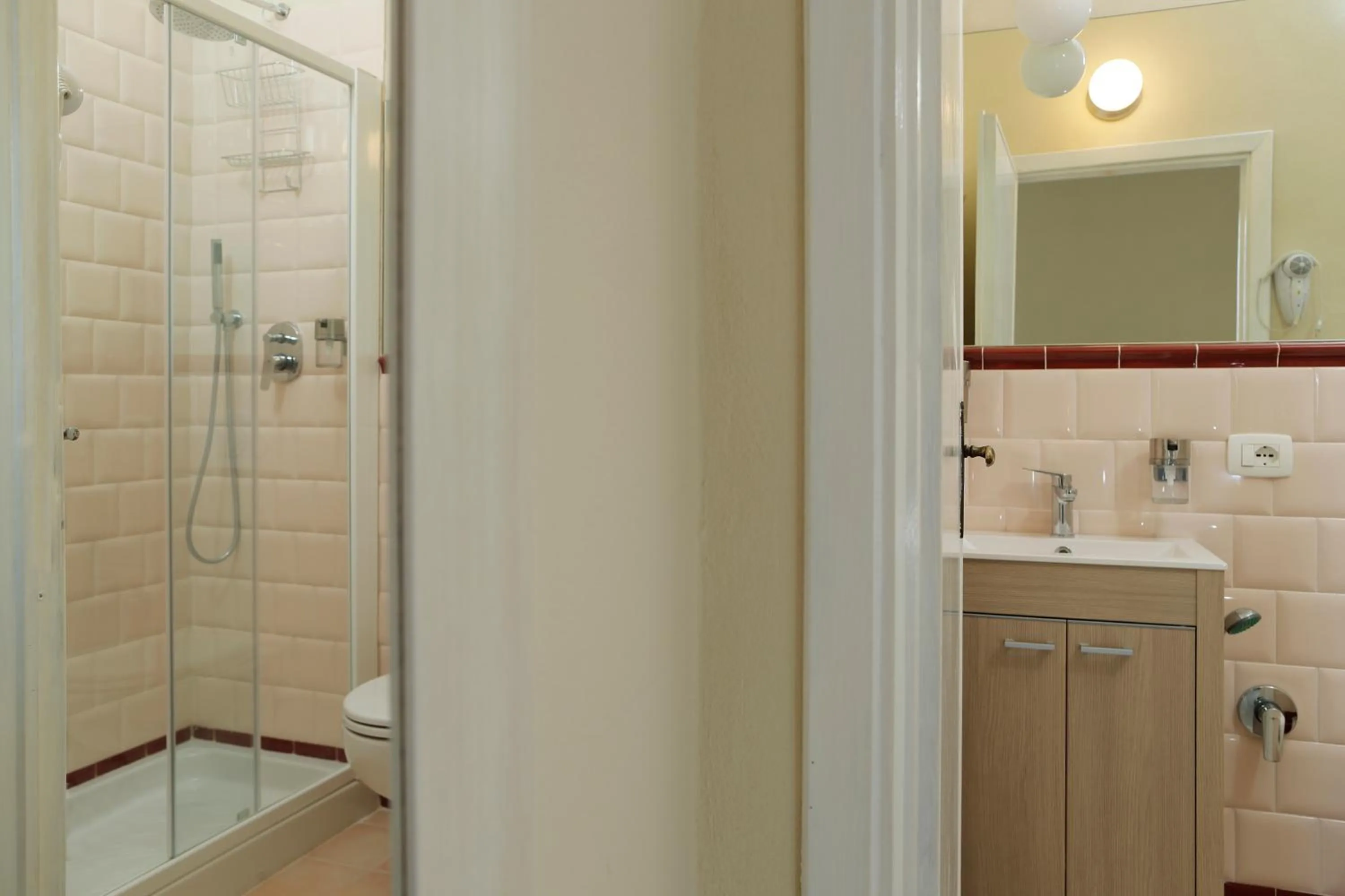 Shower in Hotel Il Mulinaccio