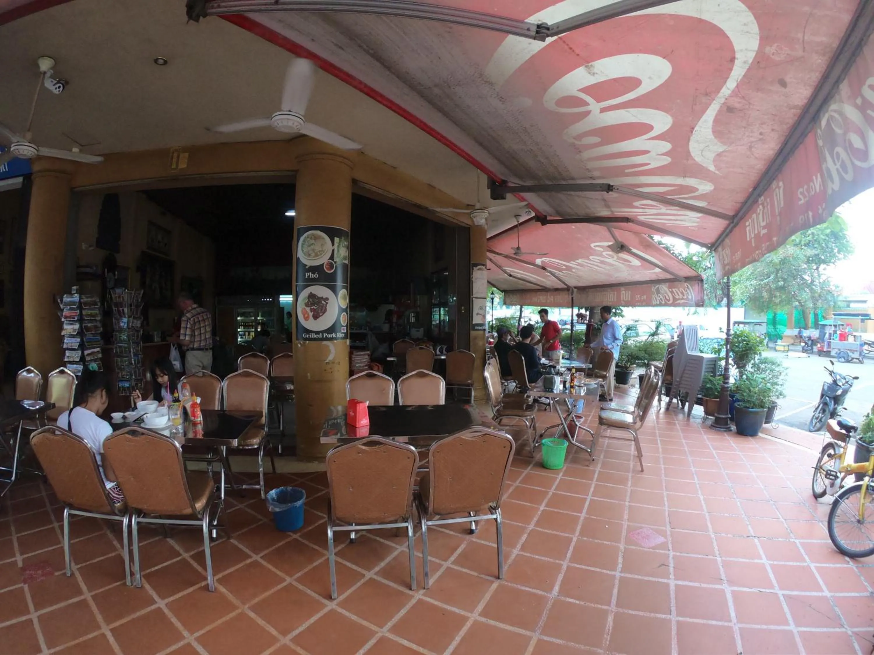 Restaurant/places to eat in The Bright Lotus Guesthouse