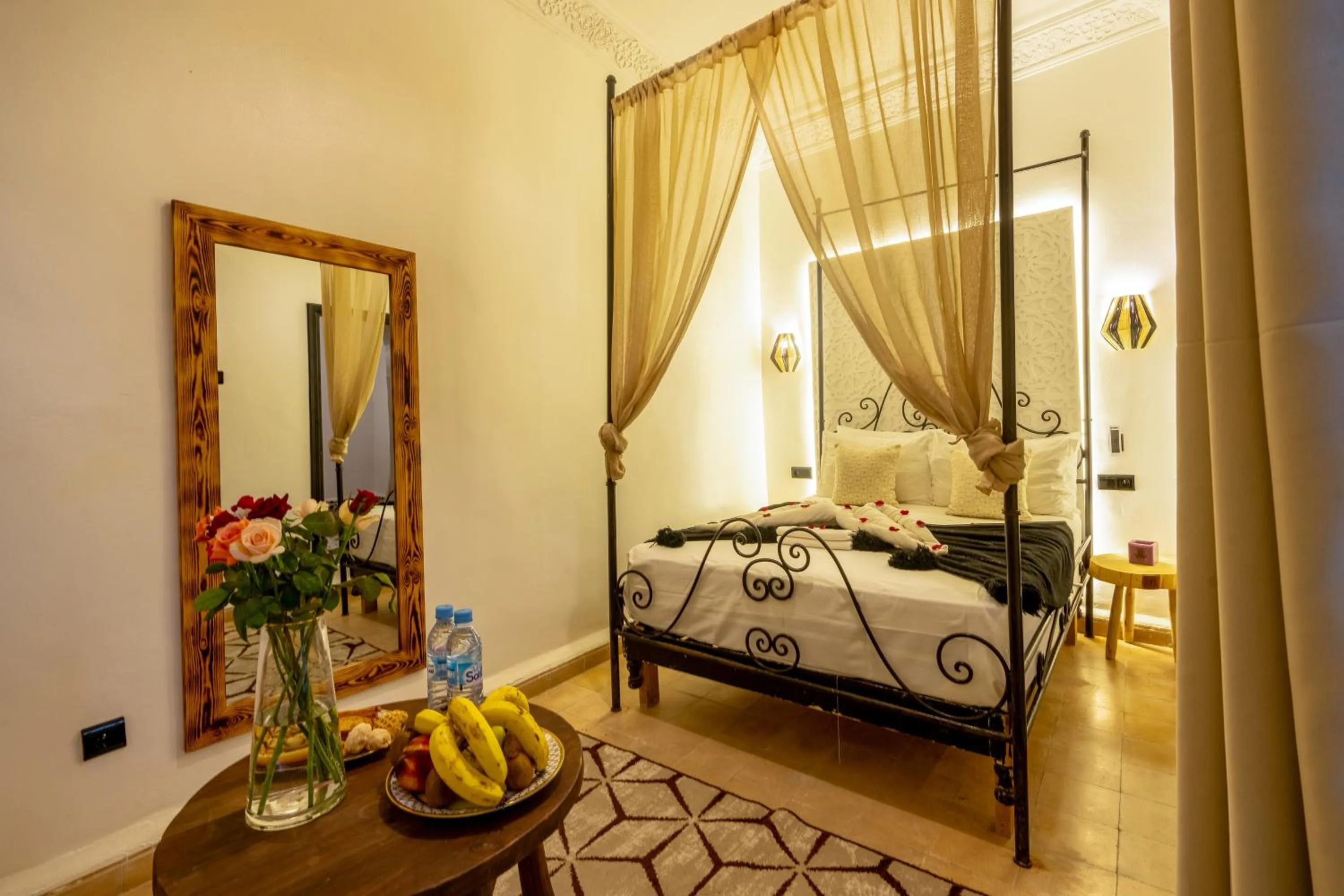 View (from property/room), Bed in Riad des remparts Marrakech