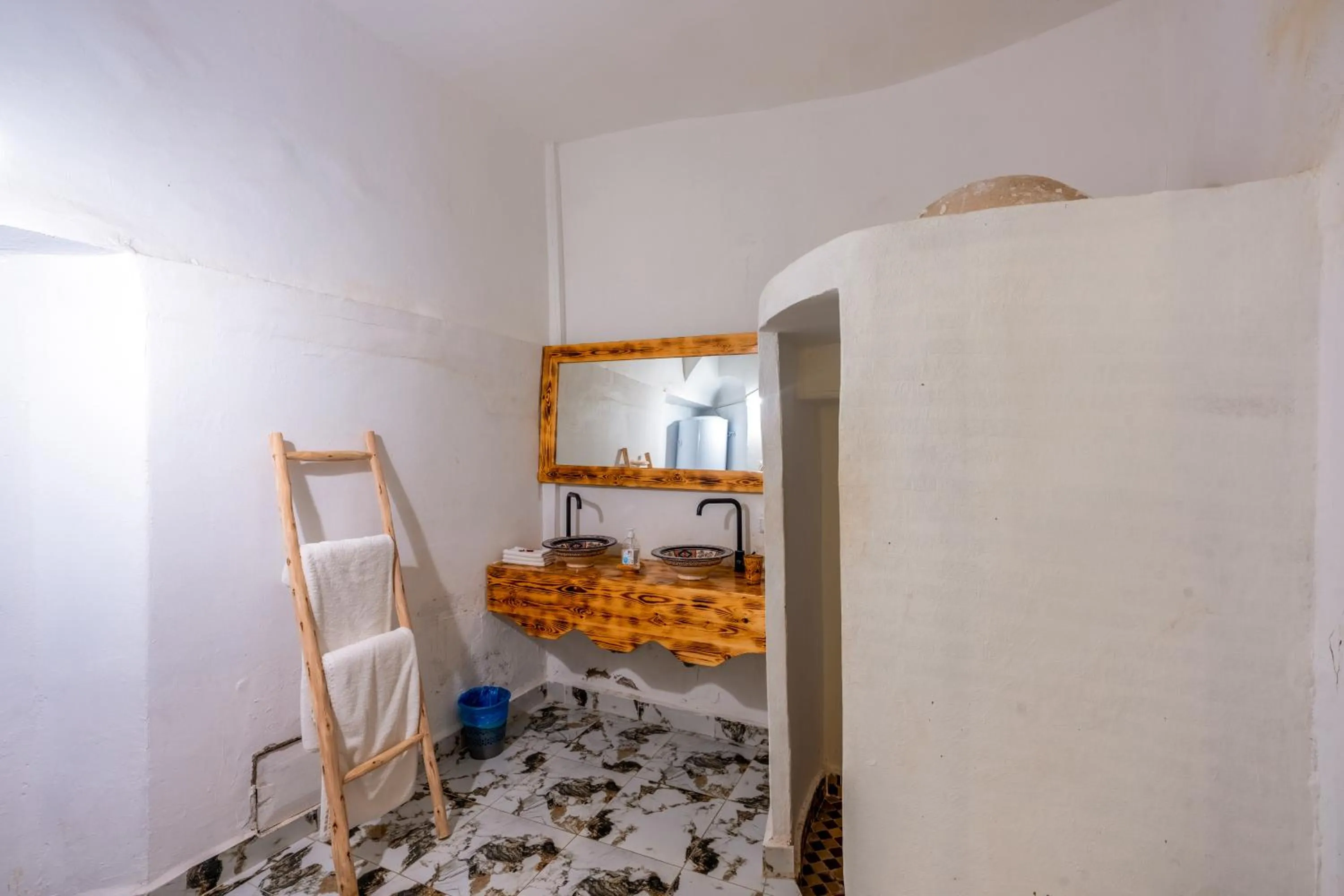 Shower, Bed in Riad des remparts Marrakech