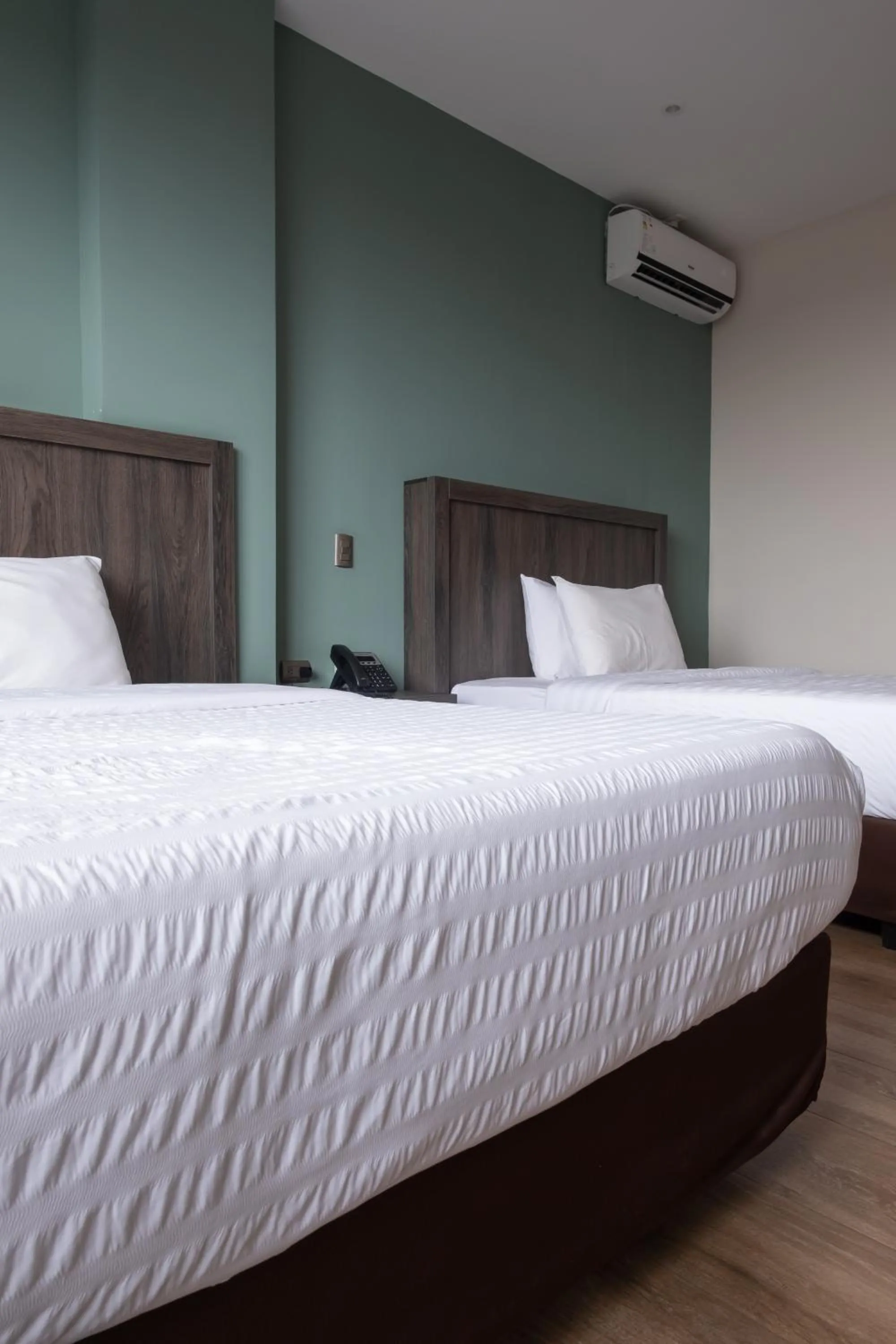 Photo of the whole room, Bed in REEC Machala by Oro Verde Hotels