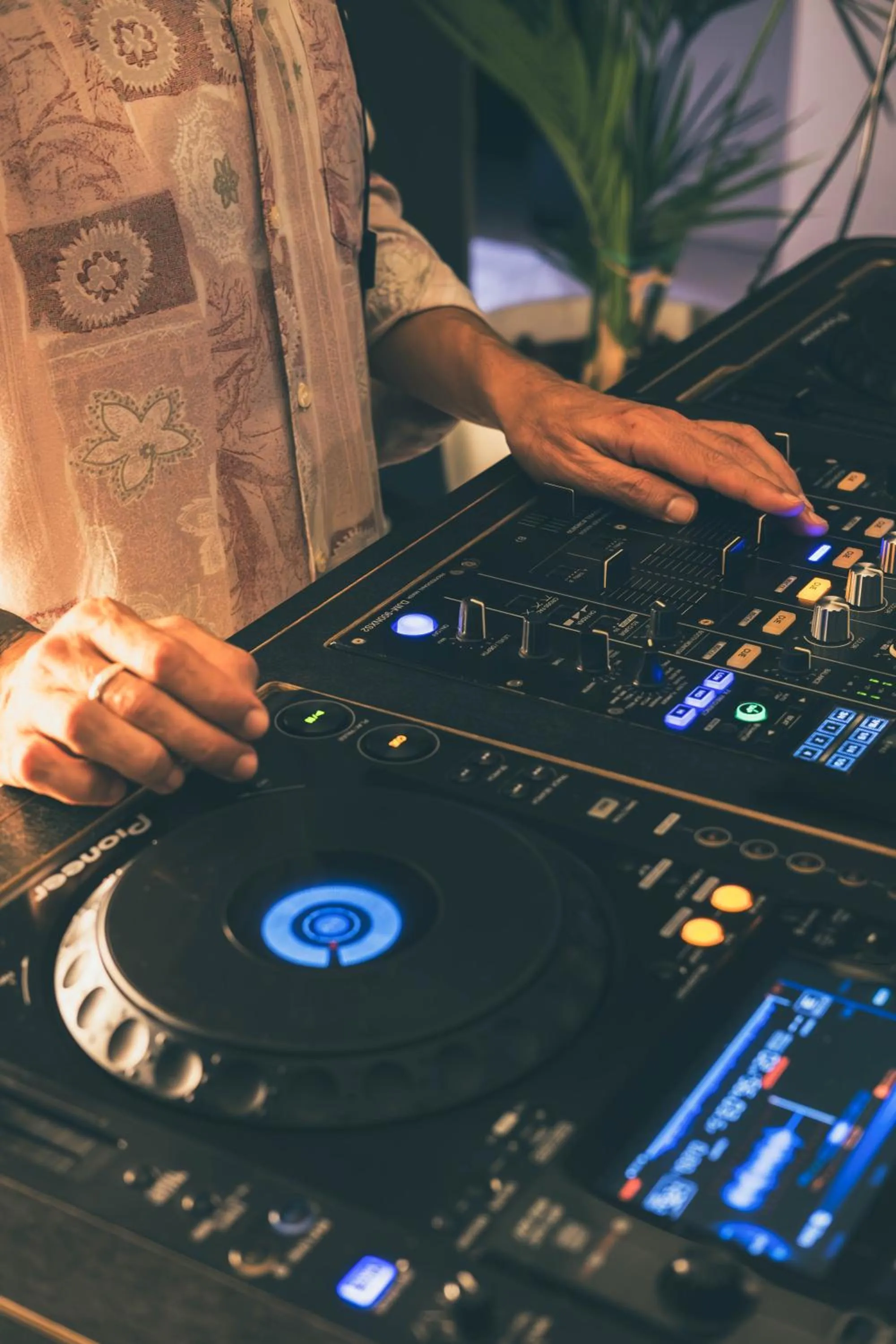 Restaurant/places to eat in INNSiDE by Meliá Düsseldorf Hafen