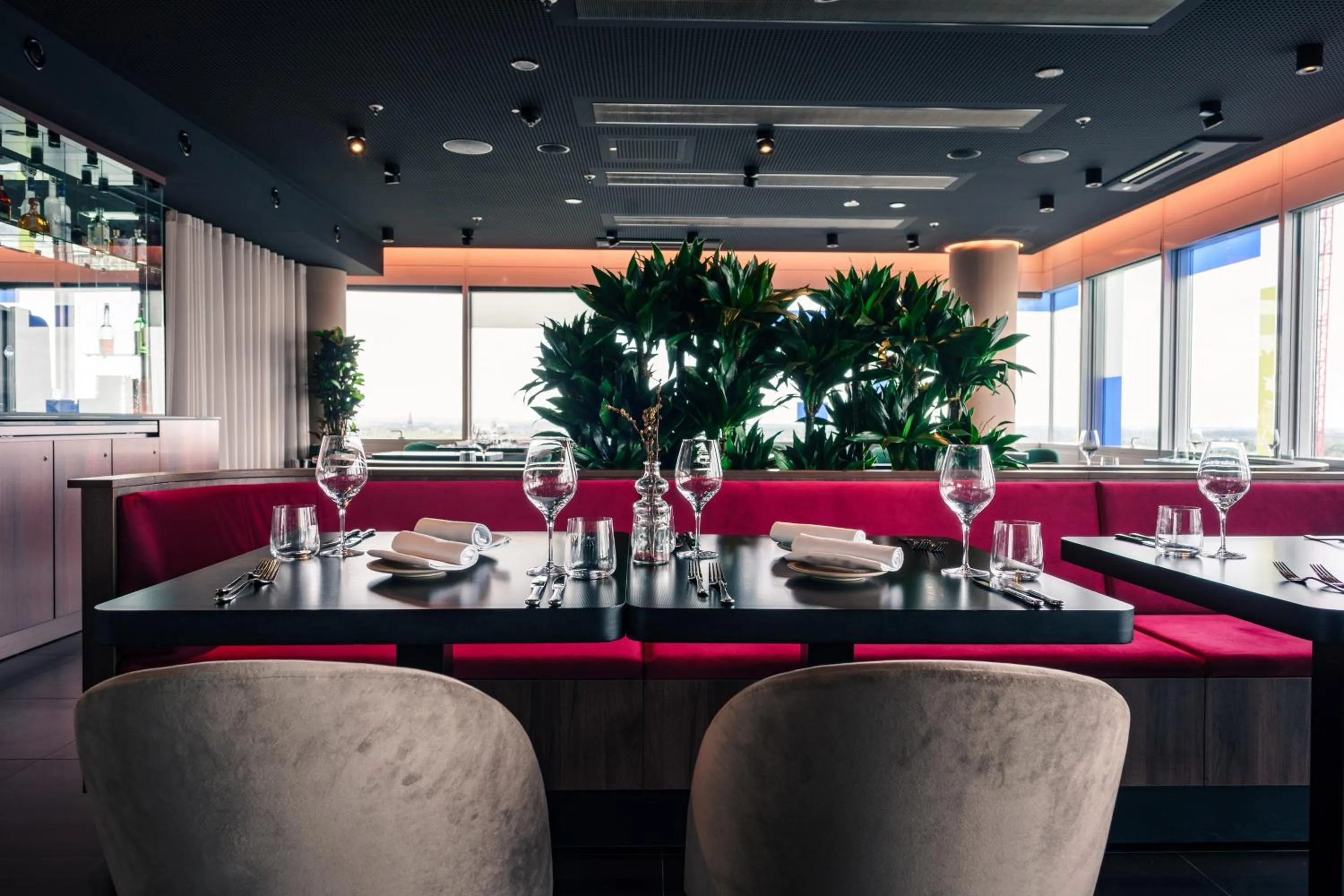 Restaurant/places to eat in INNSiDE by Meliá Düsseldorf Hafen