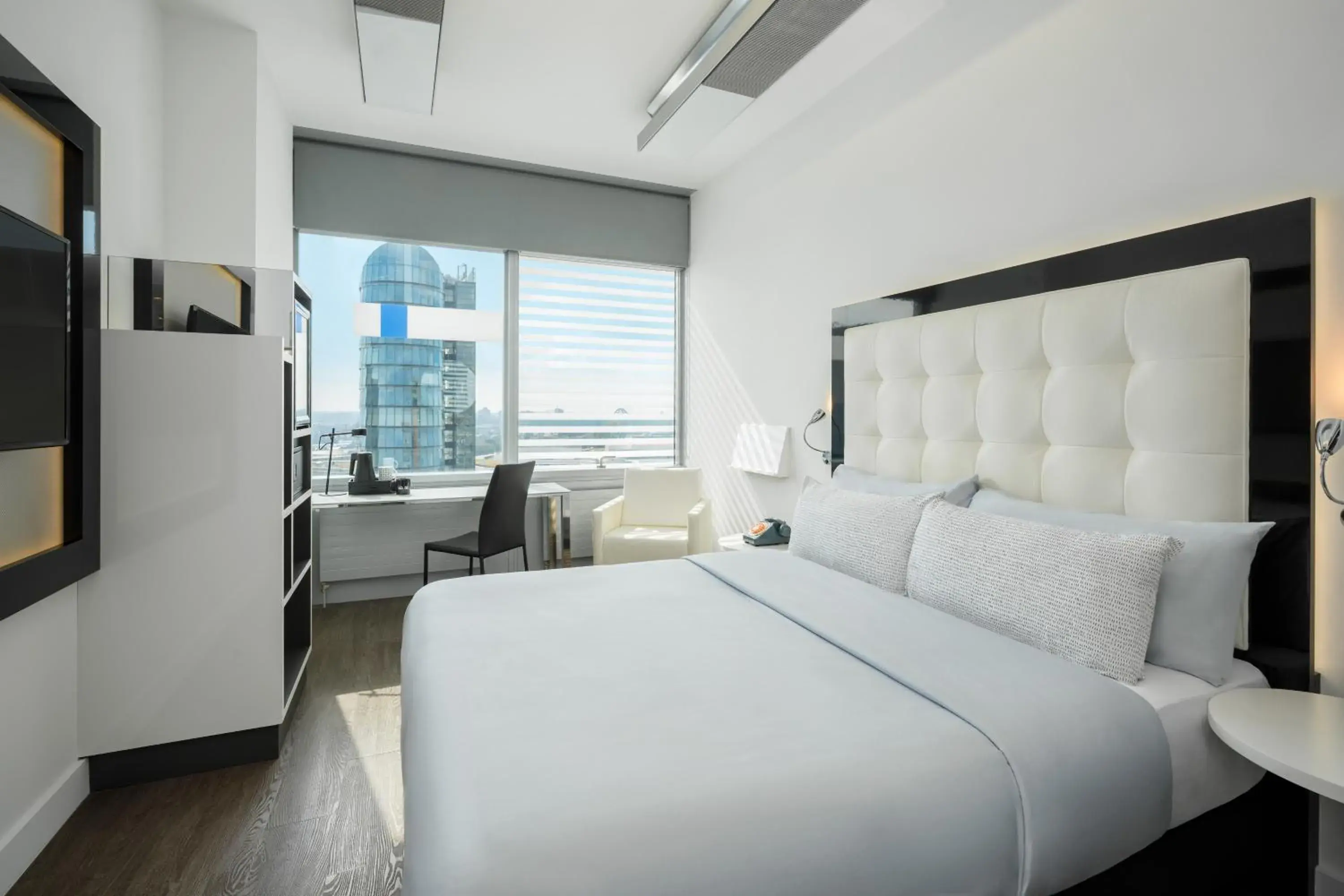 Bed in INNSiDE by Meliá Düsseldorf Hafen Bed in INNSiDE by Meliá Düsseldorf Hafen