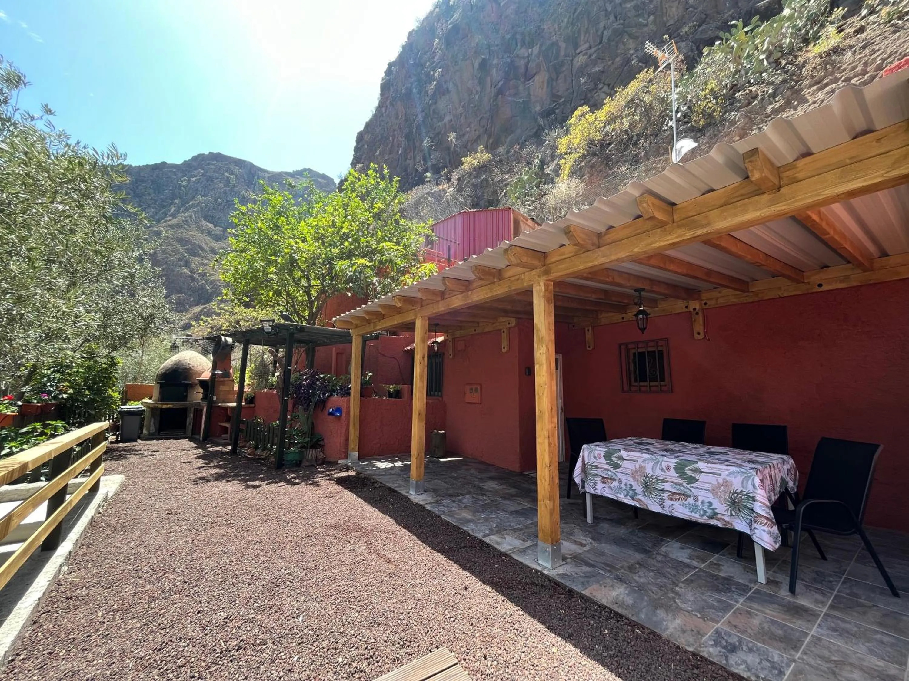BBQ facilities in Casa Rural Guayadeque Ca'Juani
