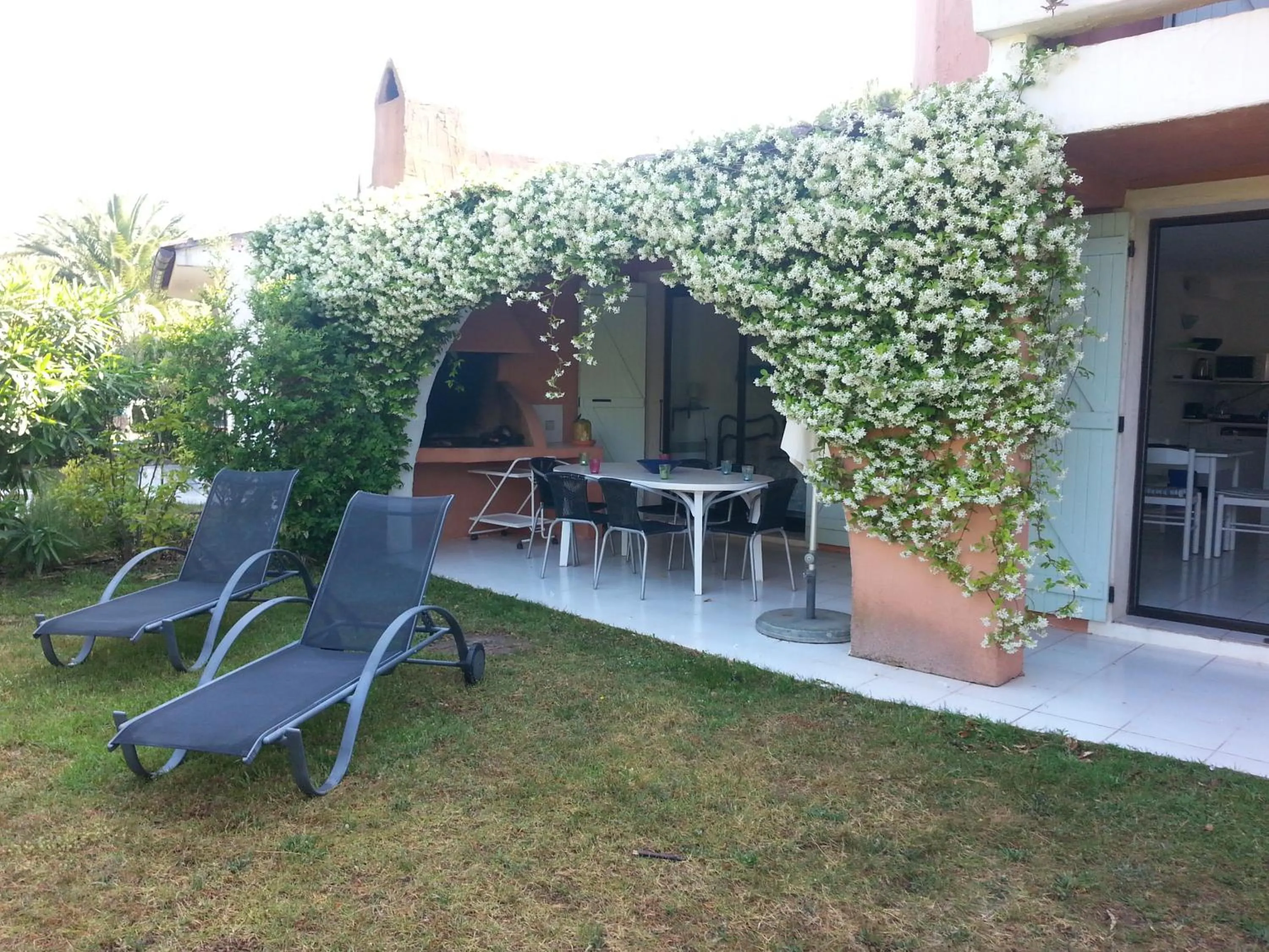 Patio in Résidence Le Village Marin