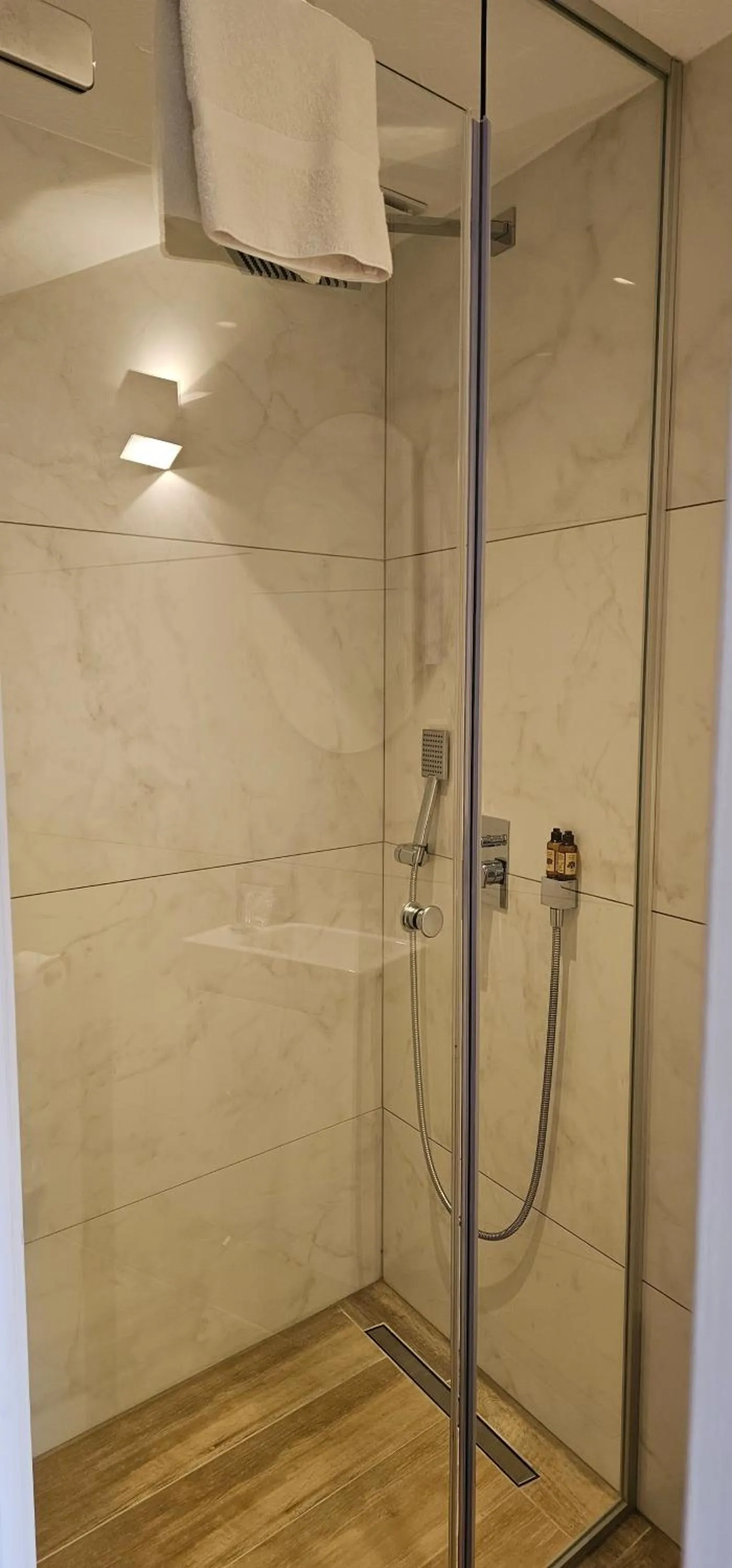 Shower in Résidence Le Village Marin