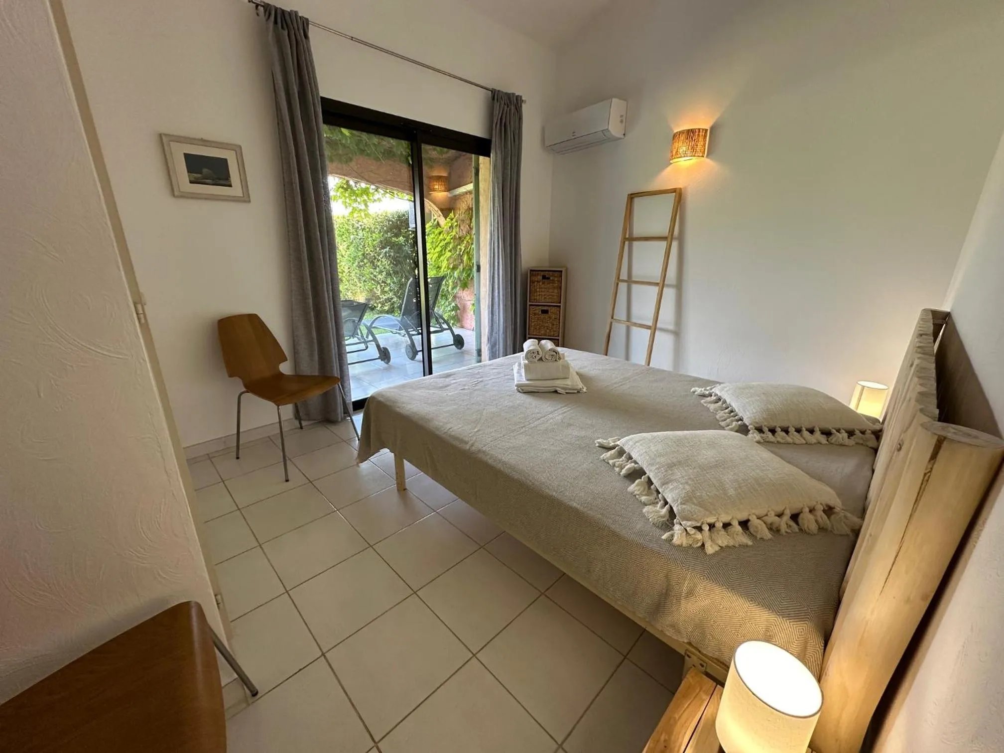 Bed in Résidence Le Village Marin