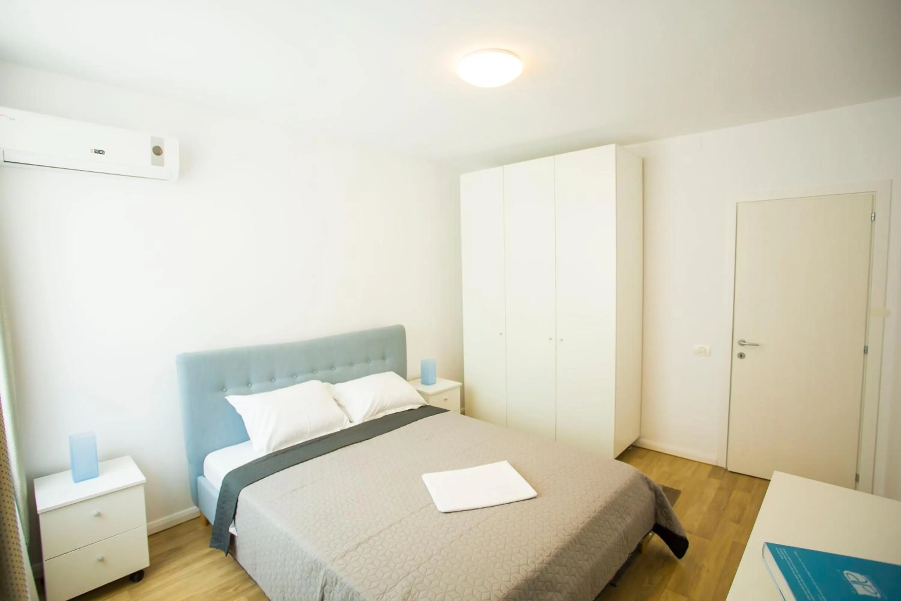 Bed in Residence DP Pipera