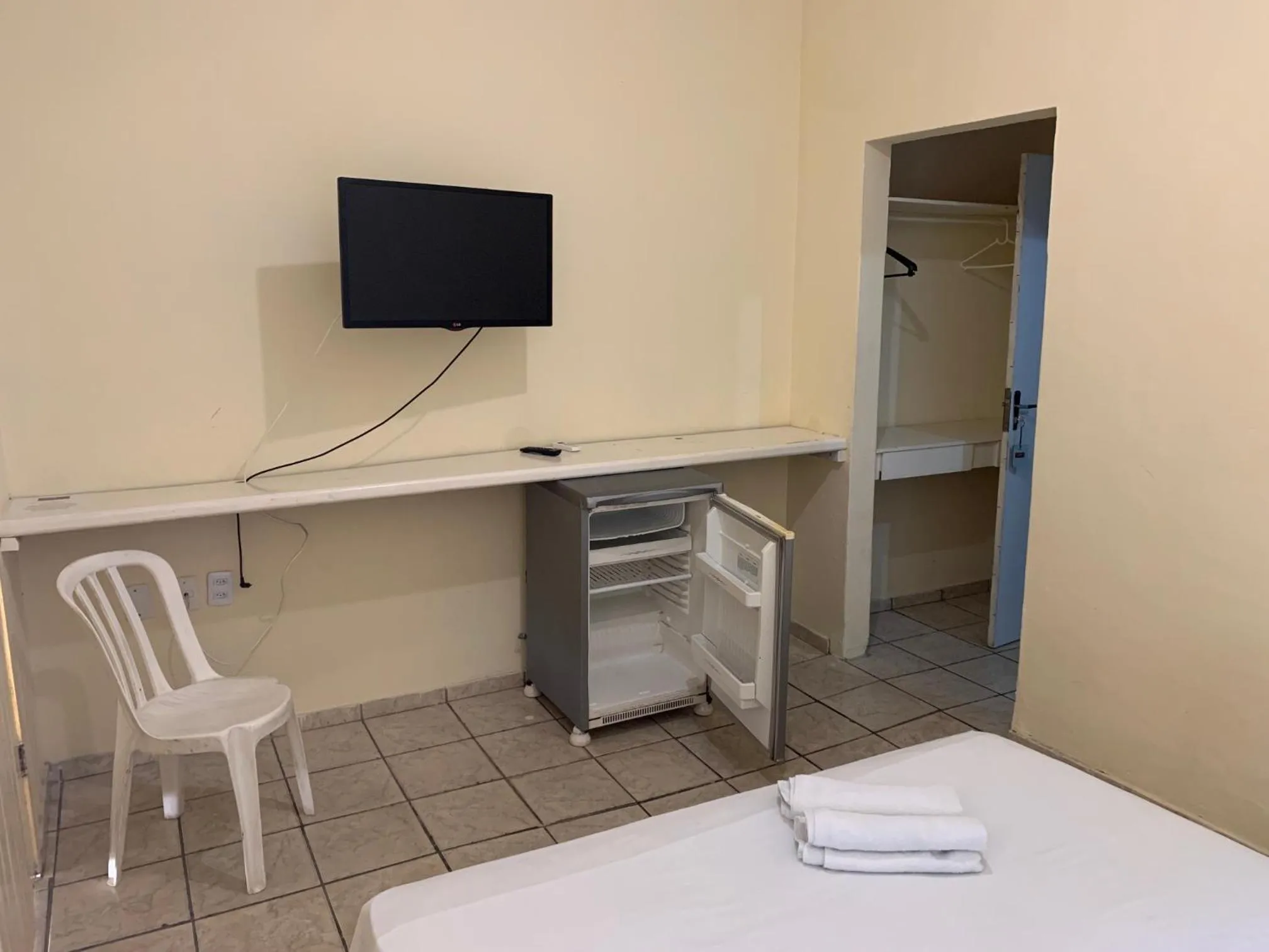 Bedroom, Bed in CP Hotel Economic