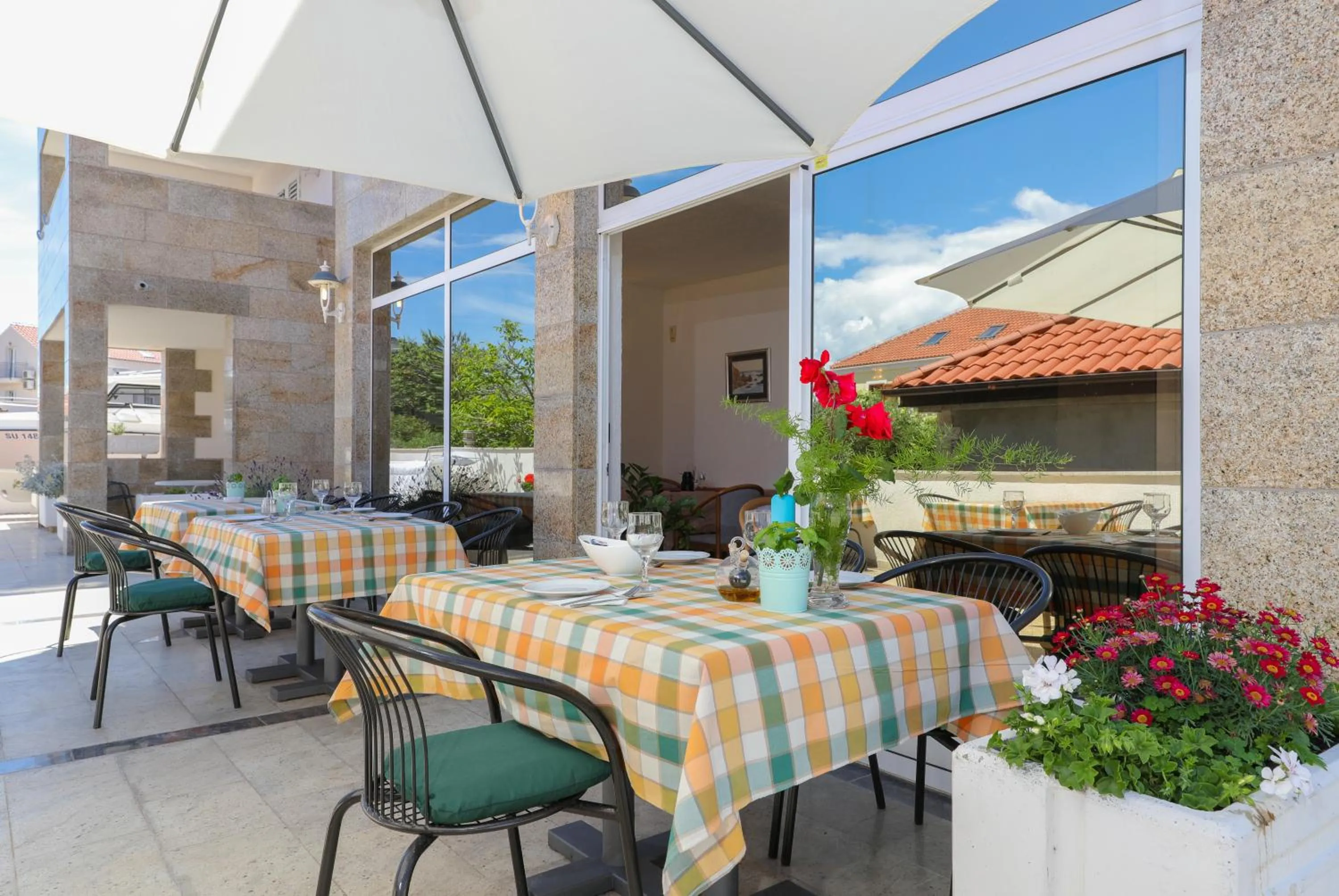 Restaurant/places to eat in Downtown Private Rooms Mandić