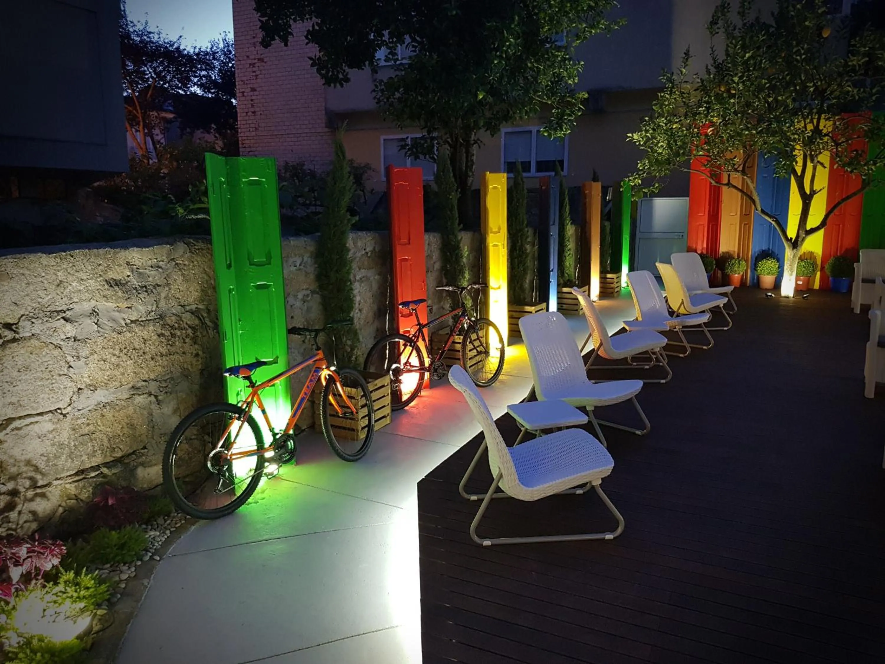 Night in By Doors Hostel