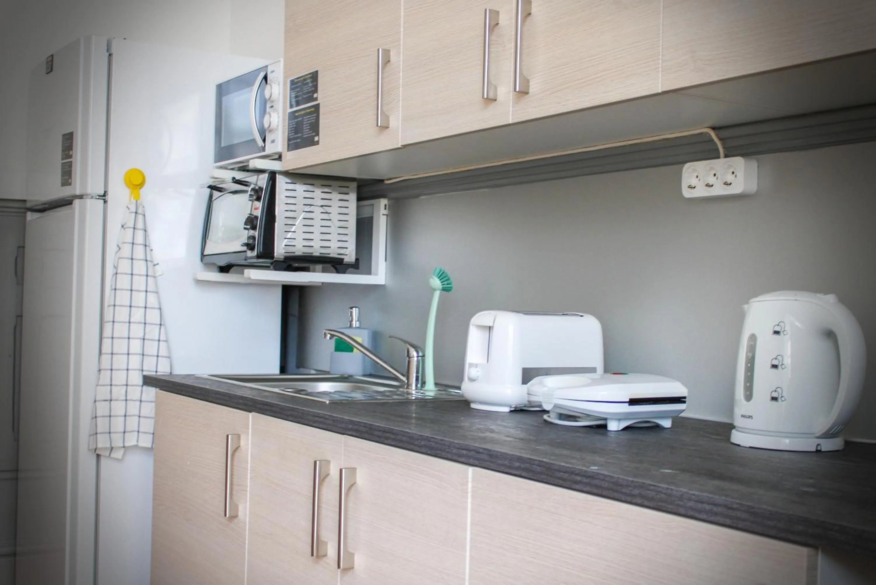 Coffee/tea facilities in By Doors Hostel