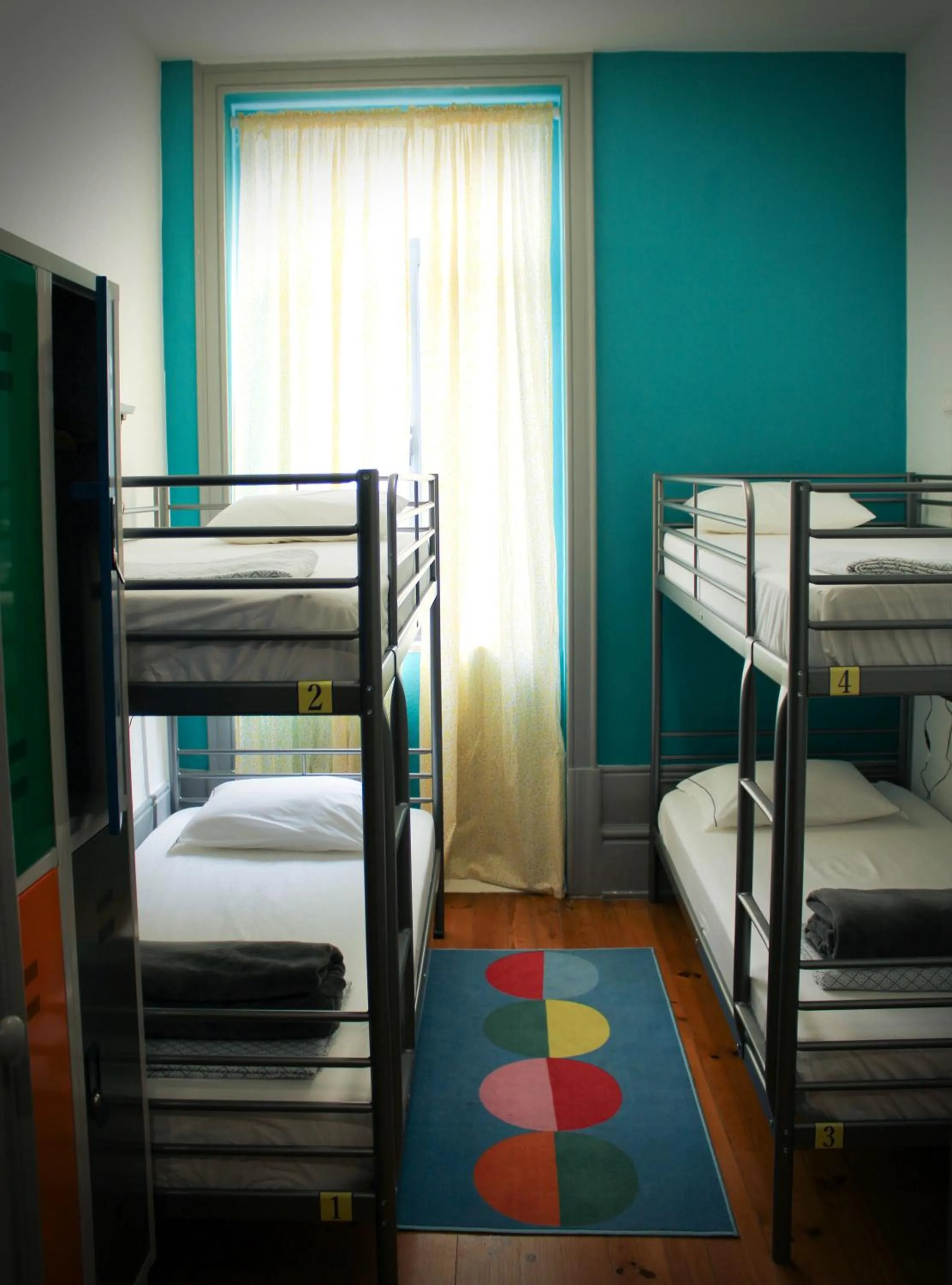 Photo of the whole room, Bed in By Doors Hostel