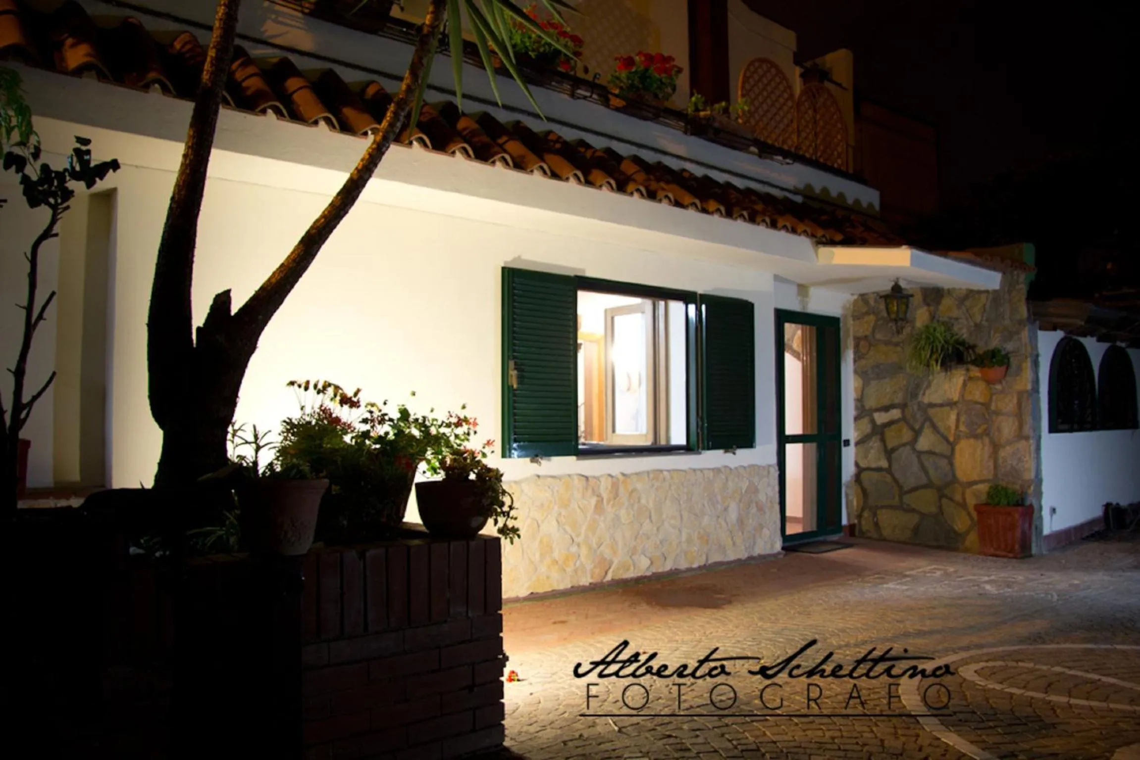 Facade/entrance in B&B Elena