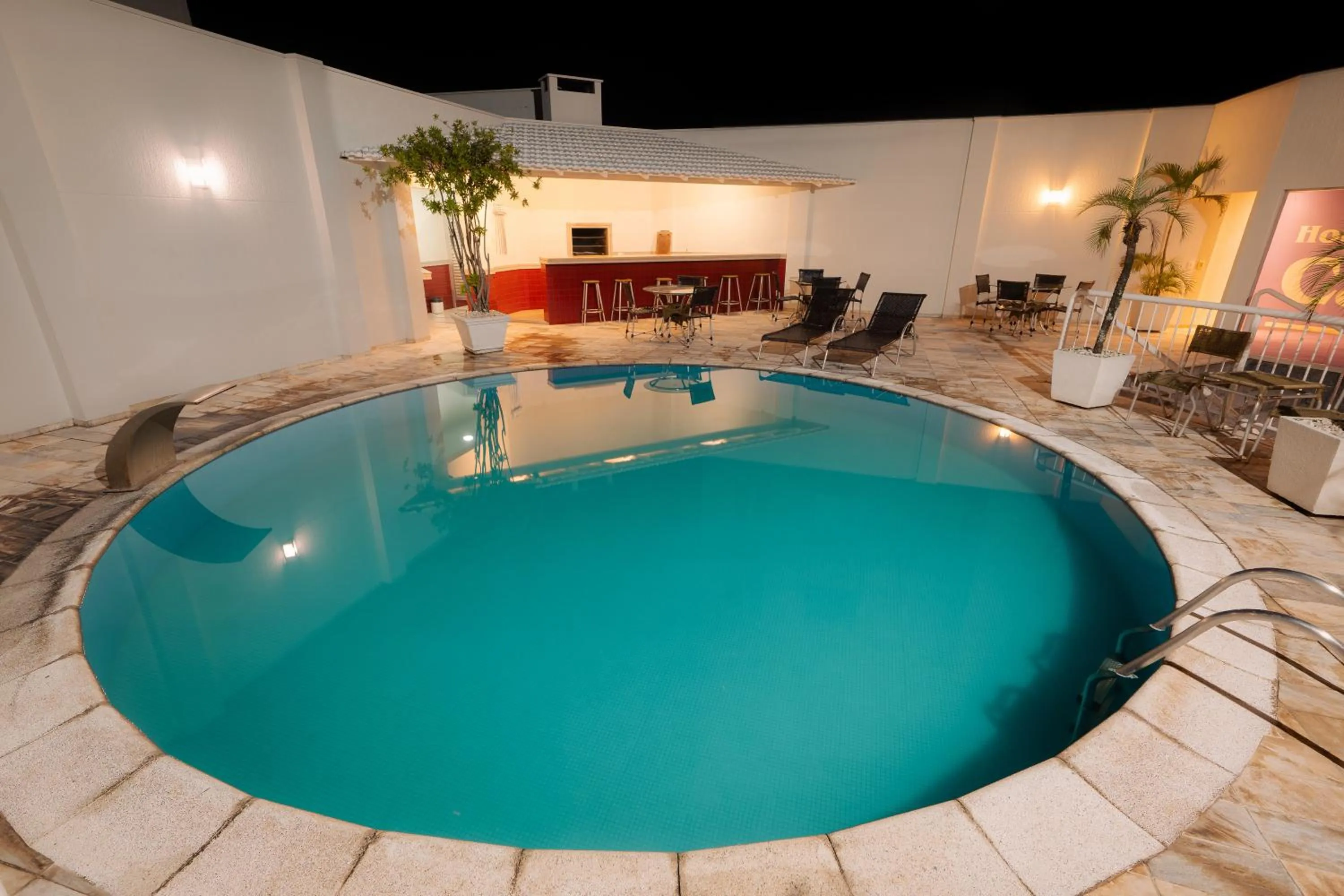 Night in Hotel Caiuá