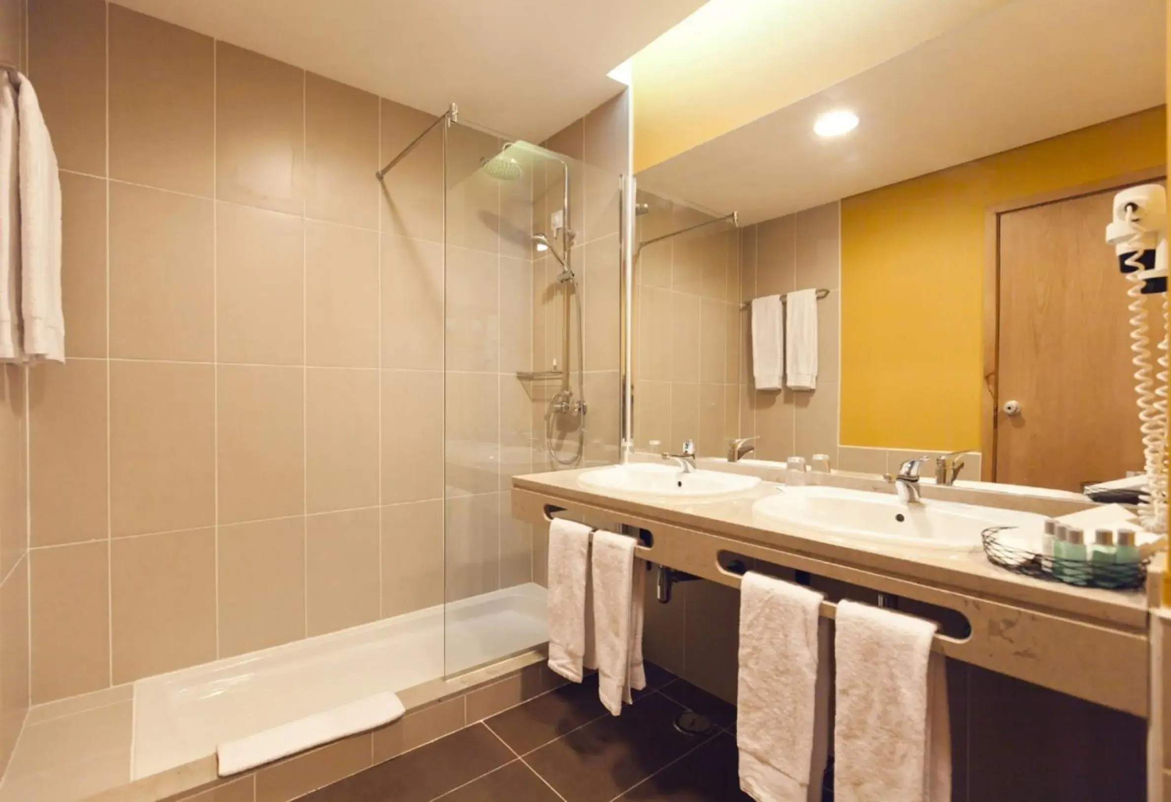 Premium Suite in Pestana Tropico Ocean & City Hotel Premium Suite in Pestana Tropico Ocean & City Hotel