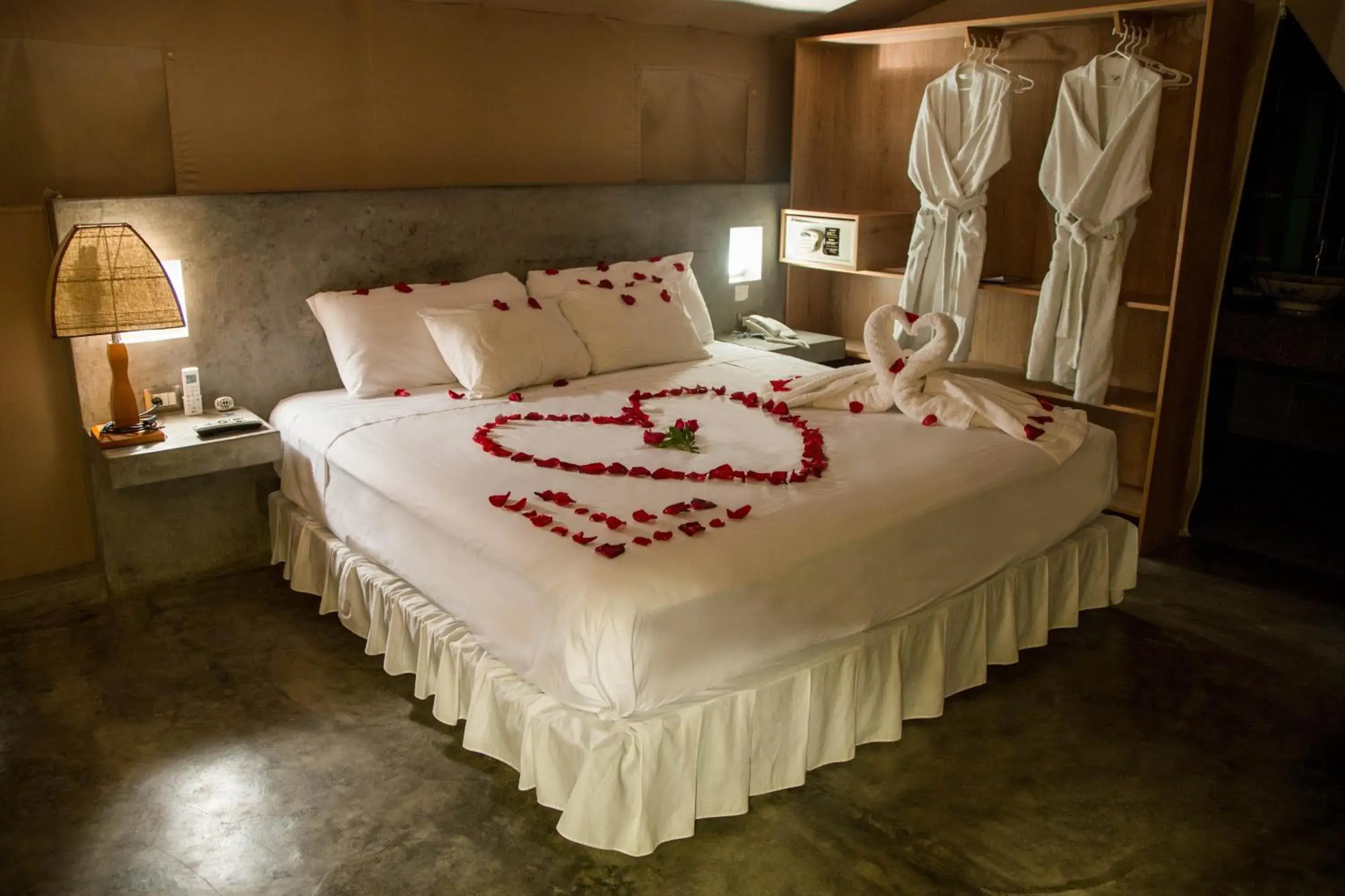 Standard Tent with 1 King Bed in Vichayito Bungalows & Carpas by Aranwa Hotels Standard Tent with 1 King Bed in Vichayito Bungalows & Carpas by Aranwa Hotels