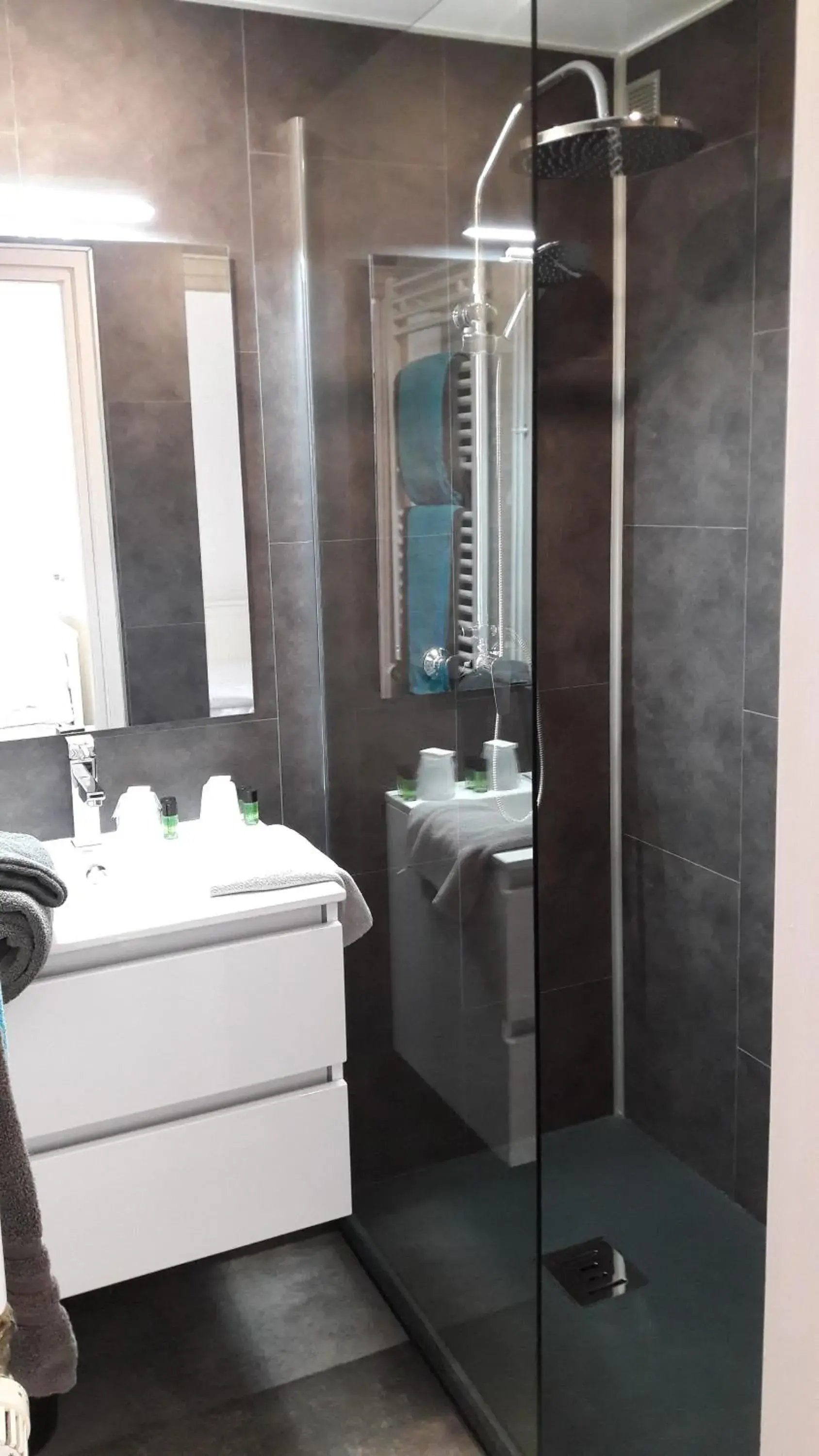 Double Room Large Bed in Le Relais Des Chateaux Forts Double Room Large Bed in Le Relais Des Chateaux Forts