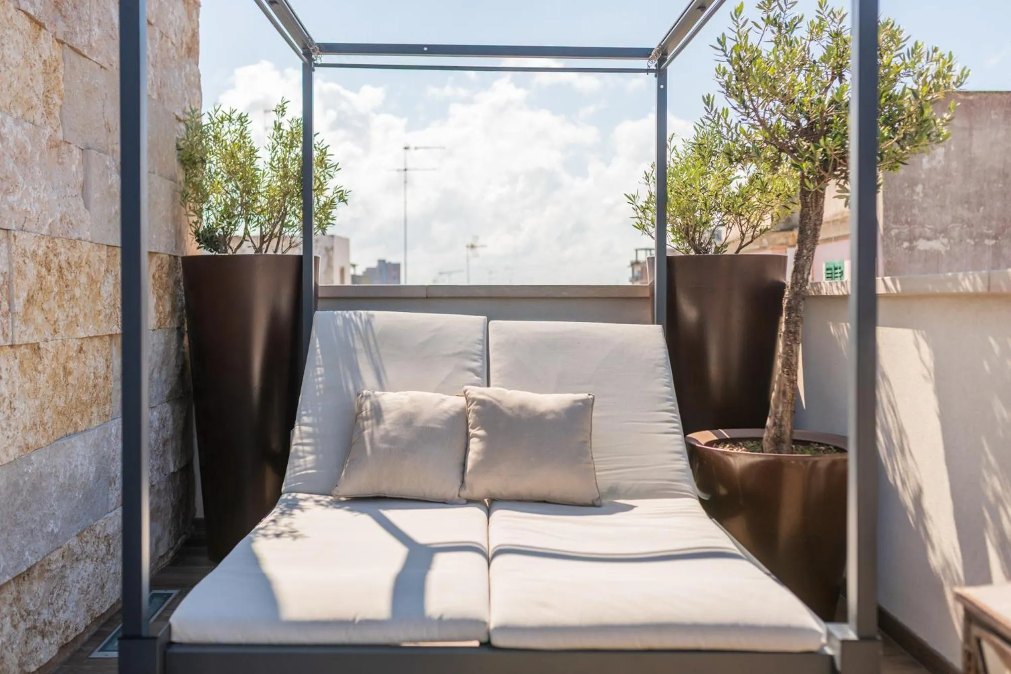 sunbed in Santo Stefano Raro Rooms Collection