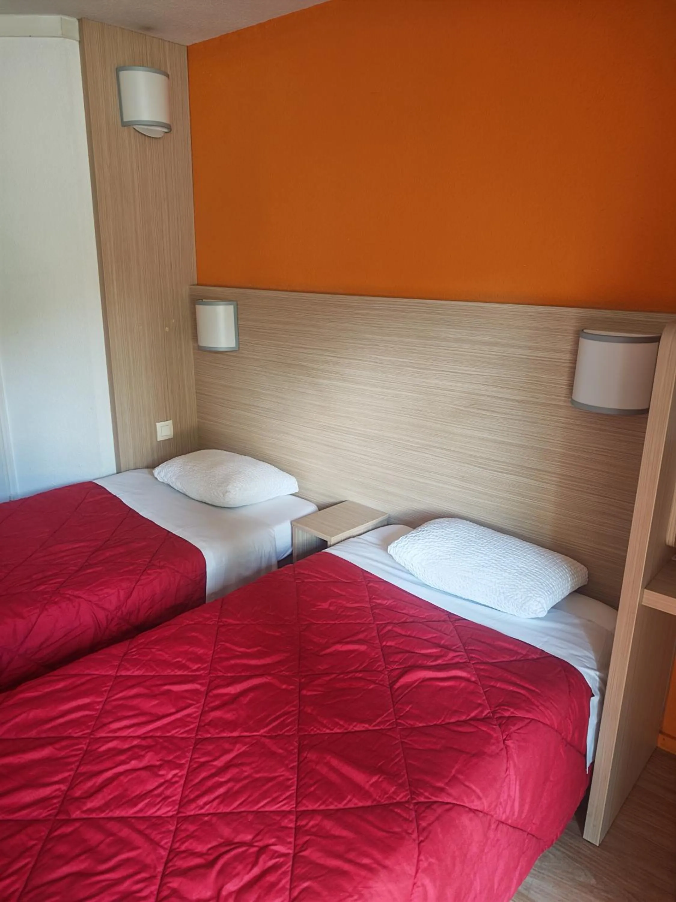 Bed in Premiere Classe Besancon Ecole Valentin