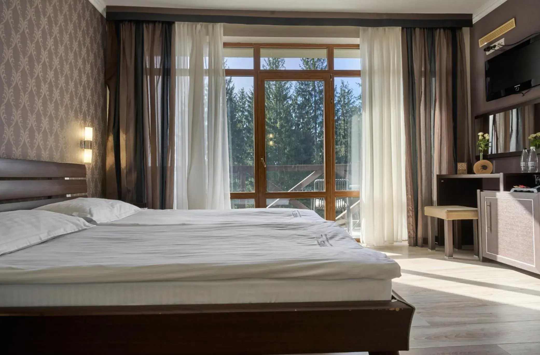 Double Room with Mountain View in Forest Hill Hotel & SPA Double Room with Mountain View in Forest Hill Hotel & SPA