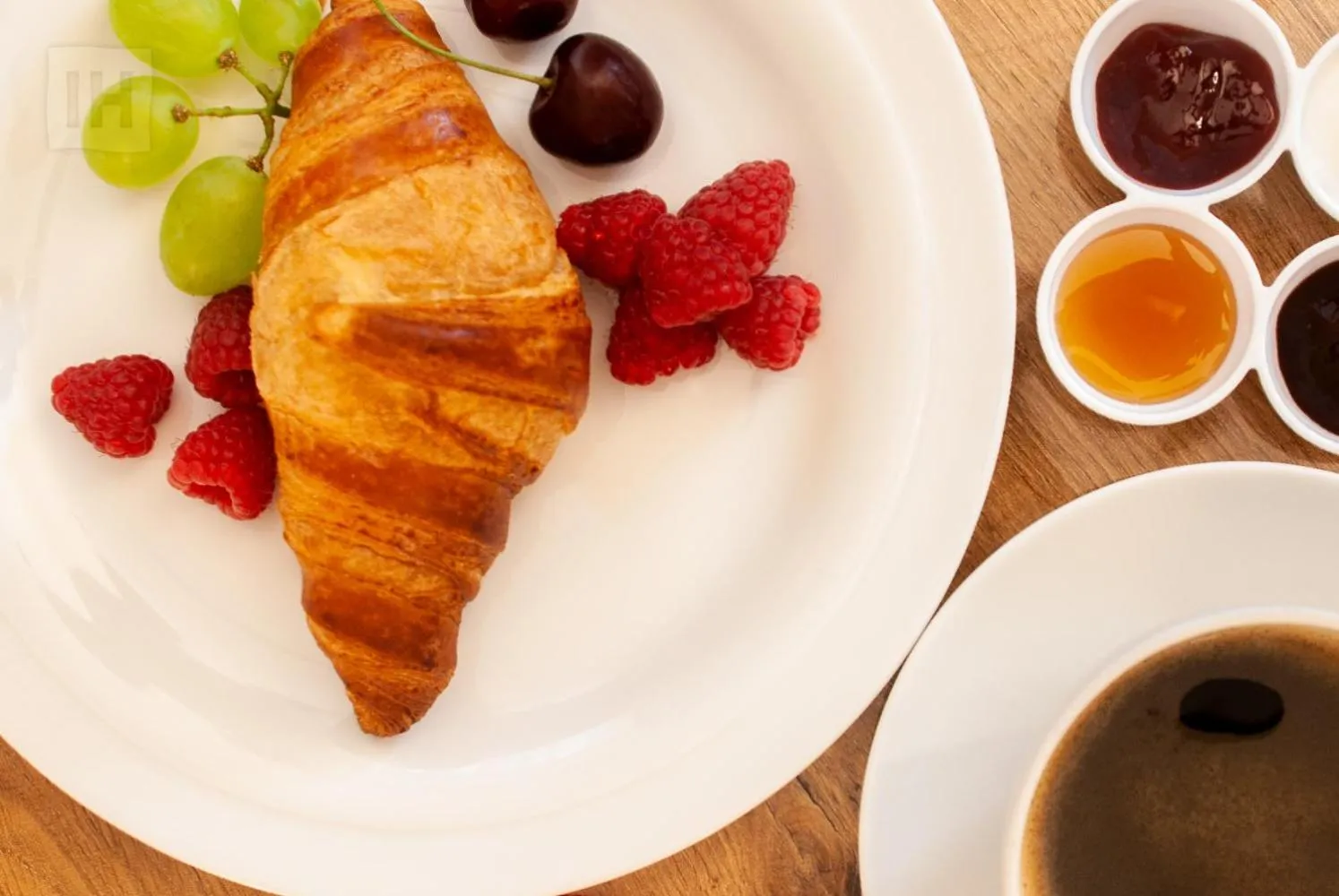 Breakfast in Hotel Isha